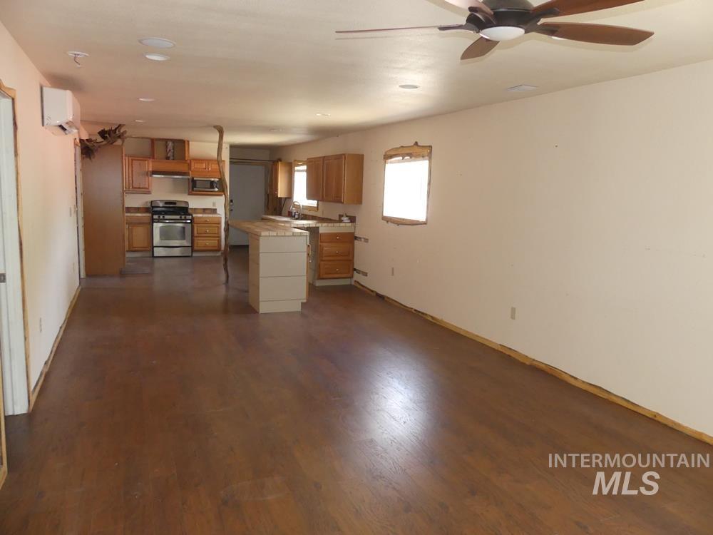 130 River Street, White Bird, Idaho 83554, 2 Bedrooms, Business/Commercial For Sale, Price $279,000,MLS 98996732
