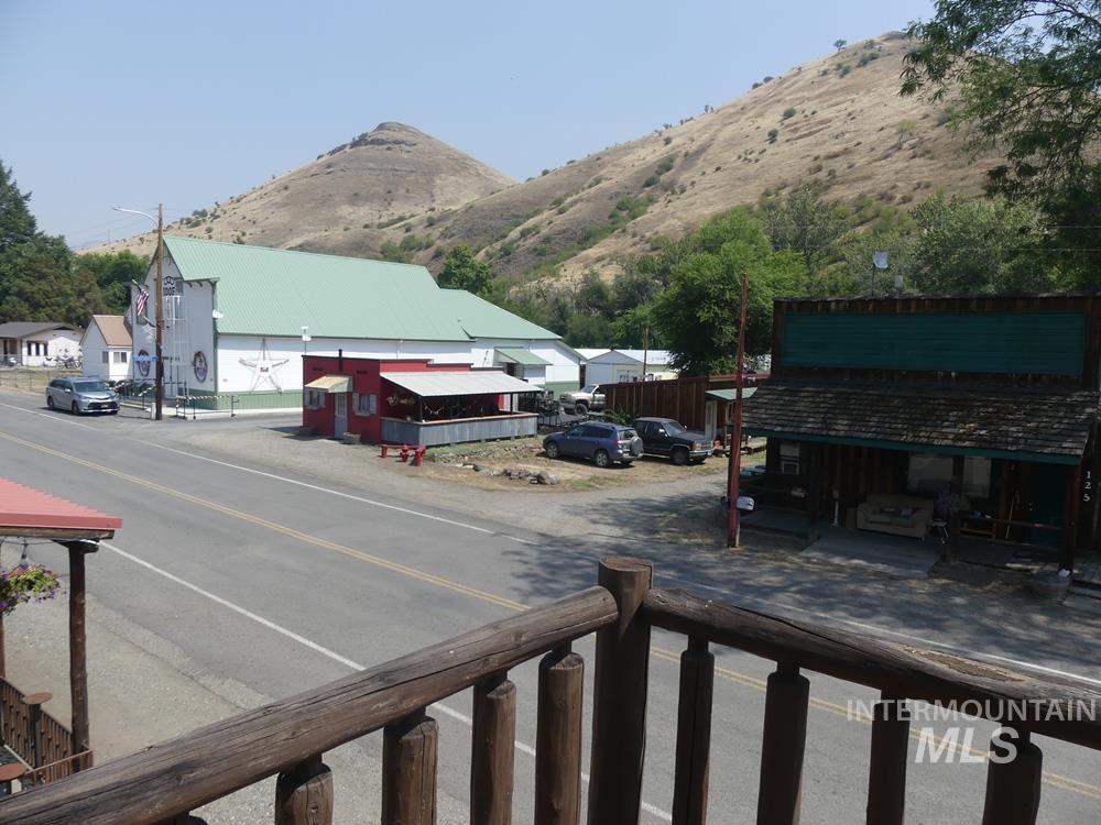 130 River Street, White Bird, Idaho 83554, 2 Bedrooms, Business/Commercial For Sale, Price $279,000,MLS 98996732