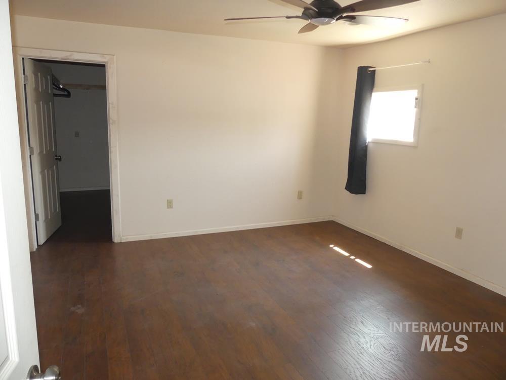 130 River Street, White Bird, Idaho 83554, 2 Bedrooms, Business/Commercial For Sale, Price $279,000,MLS 98996732