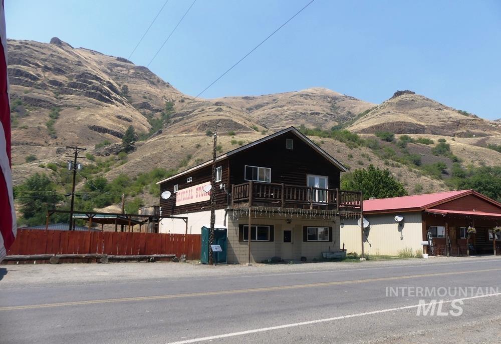 130 River Street, White Bird, Idaho 83554, 2 Bedrooms, Business/Commercial For Sale, Price $279,000,MLS 98996732