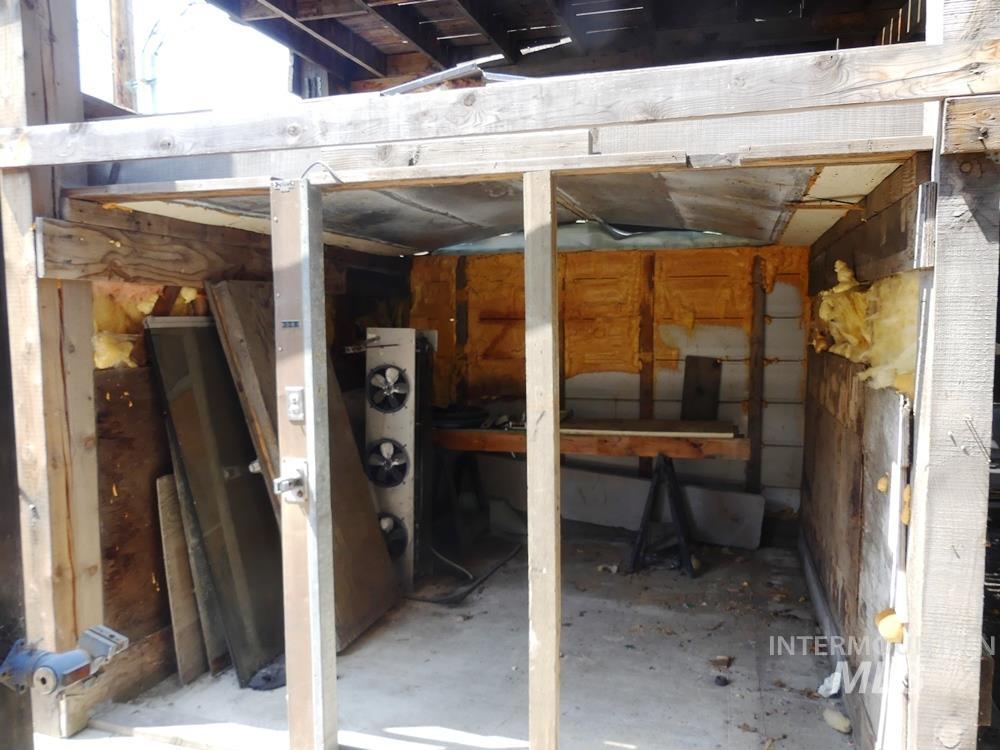 130 River Street, White Bird, Idaho 83554, 2 Bedrooms, Business/Commercial For Sale, Price $279,000,MLS 98996732