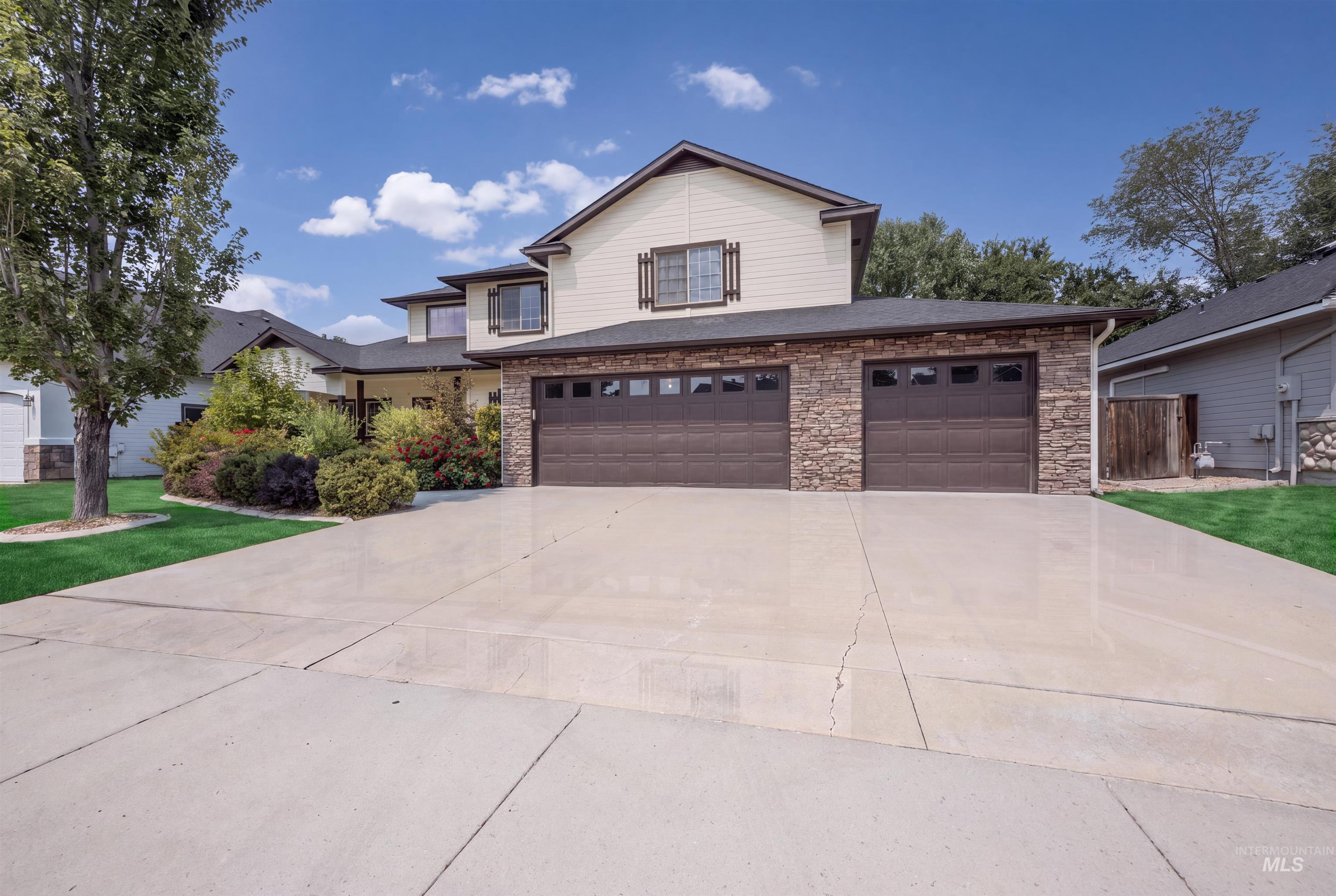 2548 E Omera Street, Meridian, Idaho 83646, 4 Bedrooms, 2.5 Bathrooms, Residential For Sale, Price $630,000, 98996743