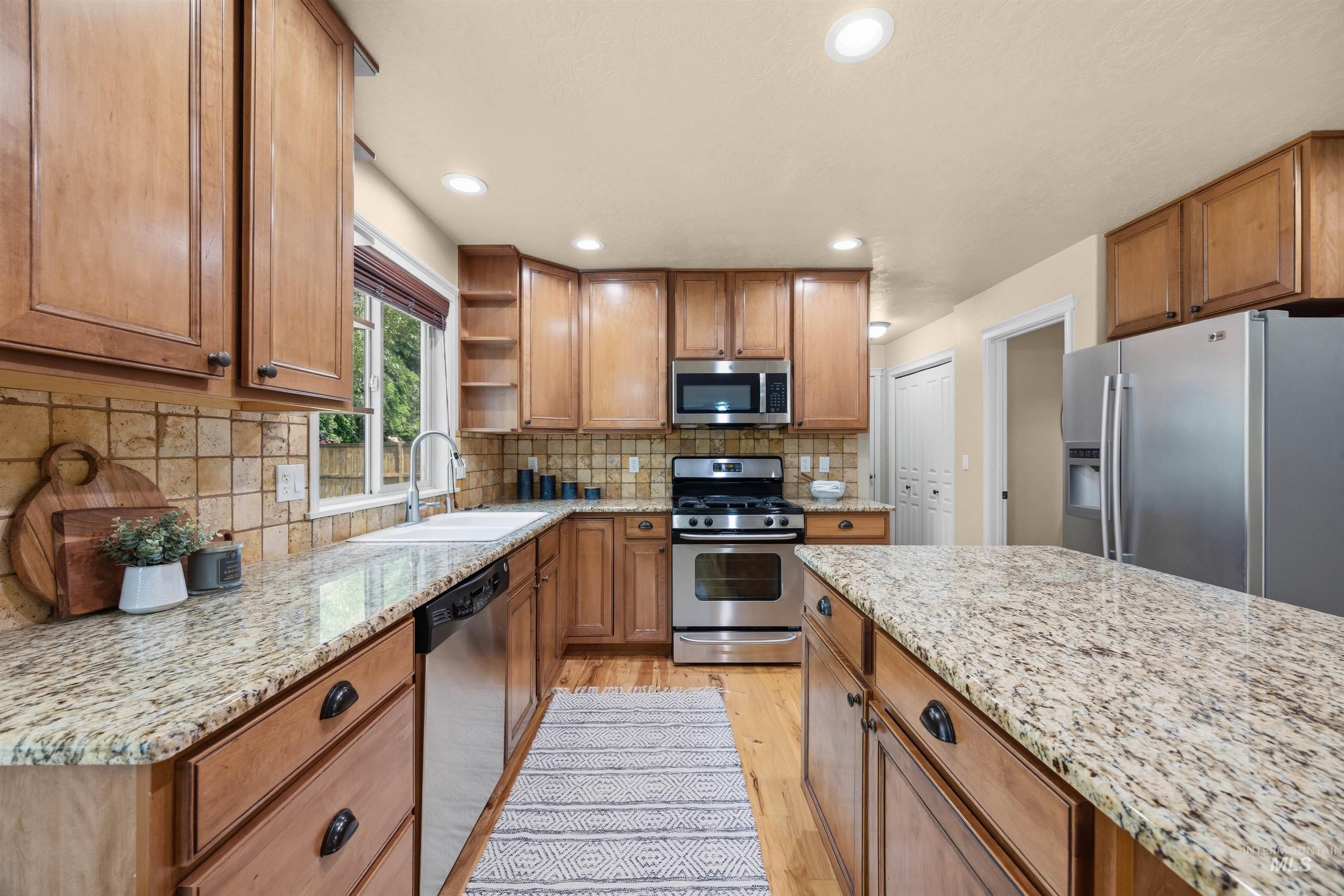 2548 E Omera Street, Meridian, Idaho 83646, 4 Bedrooms, 2.5 Bathrooms, Residential For Sale, Price $630,000, 98996743