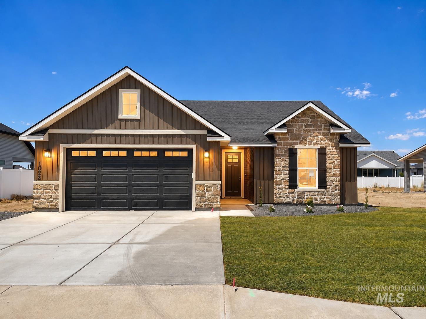 1022 Paintbrush Ave, Kimberly, Idaho 83341, 3 Bedrooms, 2 Bathrooms, Residential For Sale, Price $412,900,MLS 98996749