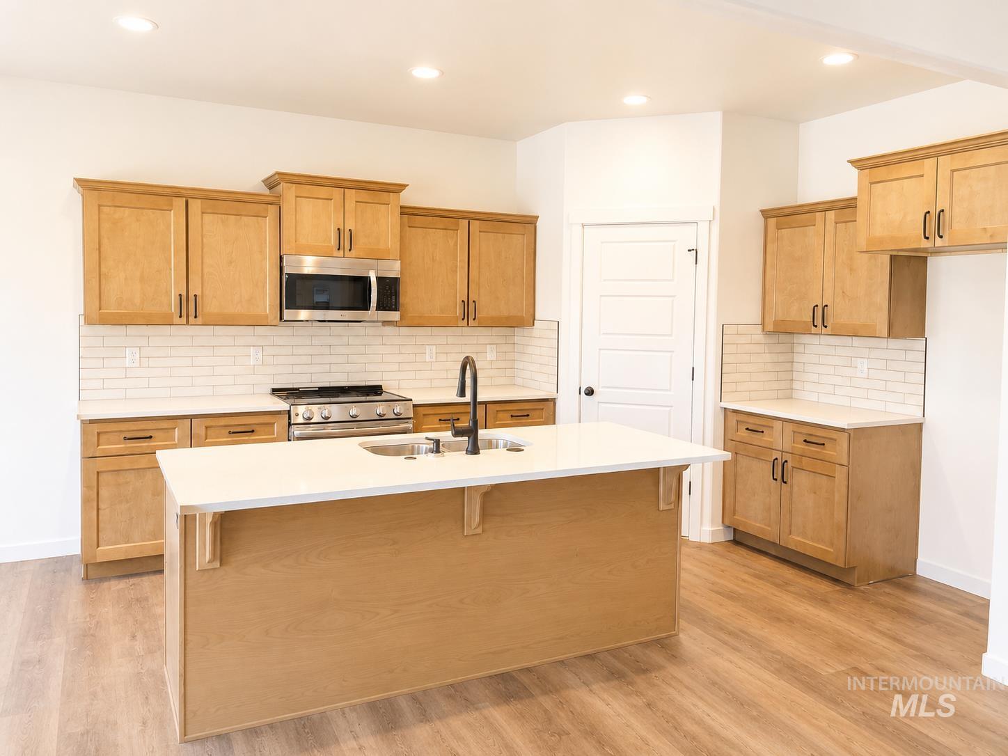 1022 Paintbrush Ave, Kimberly, Idaho 83341, 3 Bedrooms, 2 Bathrooms, Residential For Sale, Price $412,900,MLS 98996749