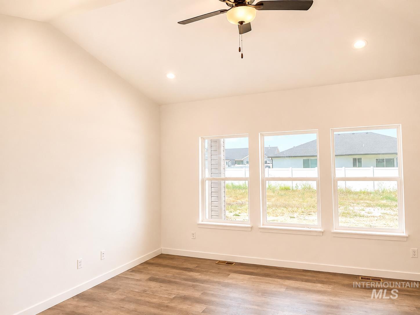 1022 Paintbrush Ave, Kimberly, Idaho 83341, 3 Bedrooms, 2 Bathrooms, Residential For Sale, Price $412,900,MLS 98996749