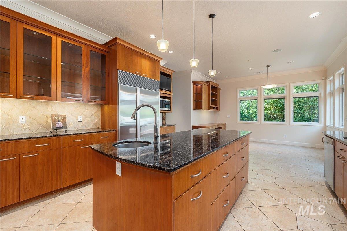 2419 North Sevenoaks Place, Eagle, Idaho 83616, 4 Bedrooms, 5 Bathrooms, Residential For Sale, Price $1,890,000, 98996759