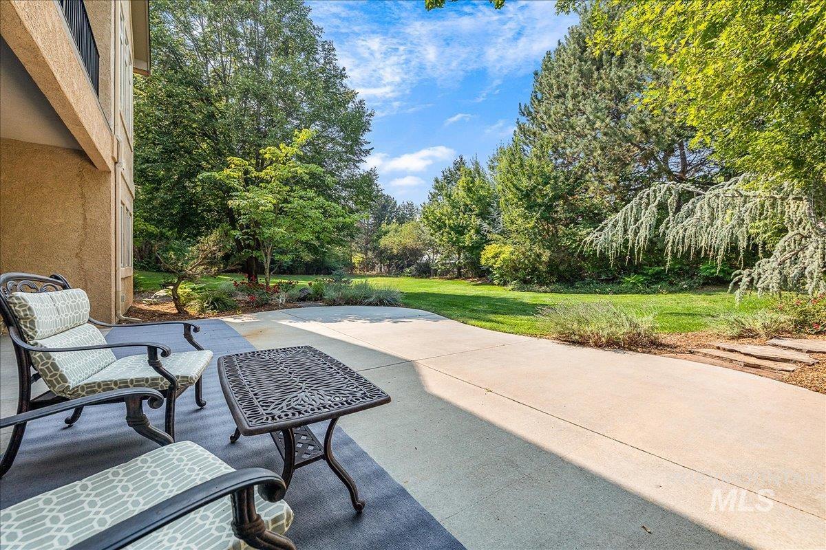 2419 North Sevenoaks Place, Eagle, Idaho 83616, 4 Bedrooms, 5 Bathrooms, Residential For Sale, Price $1,890,000, 98996759