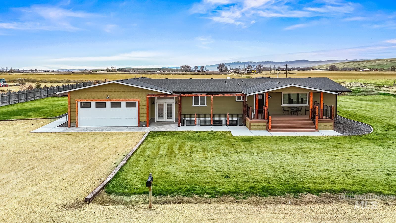 8481 Big Foot Rd, Melba, Idaho 83641, 4 Bedrooms, 2 Bathrooms, Residential Income For Sale, Price $1,100,000,MLS 98996772