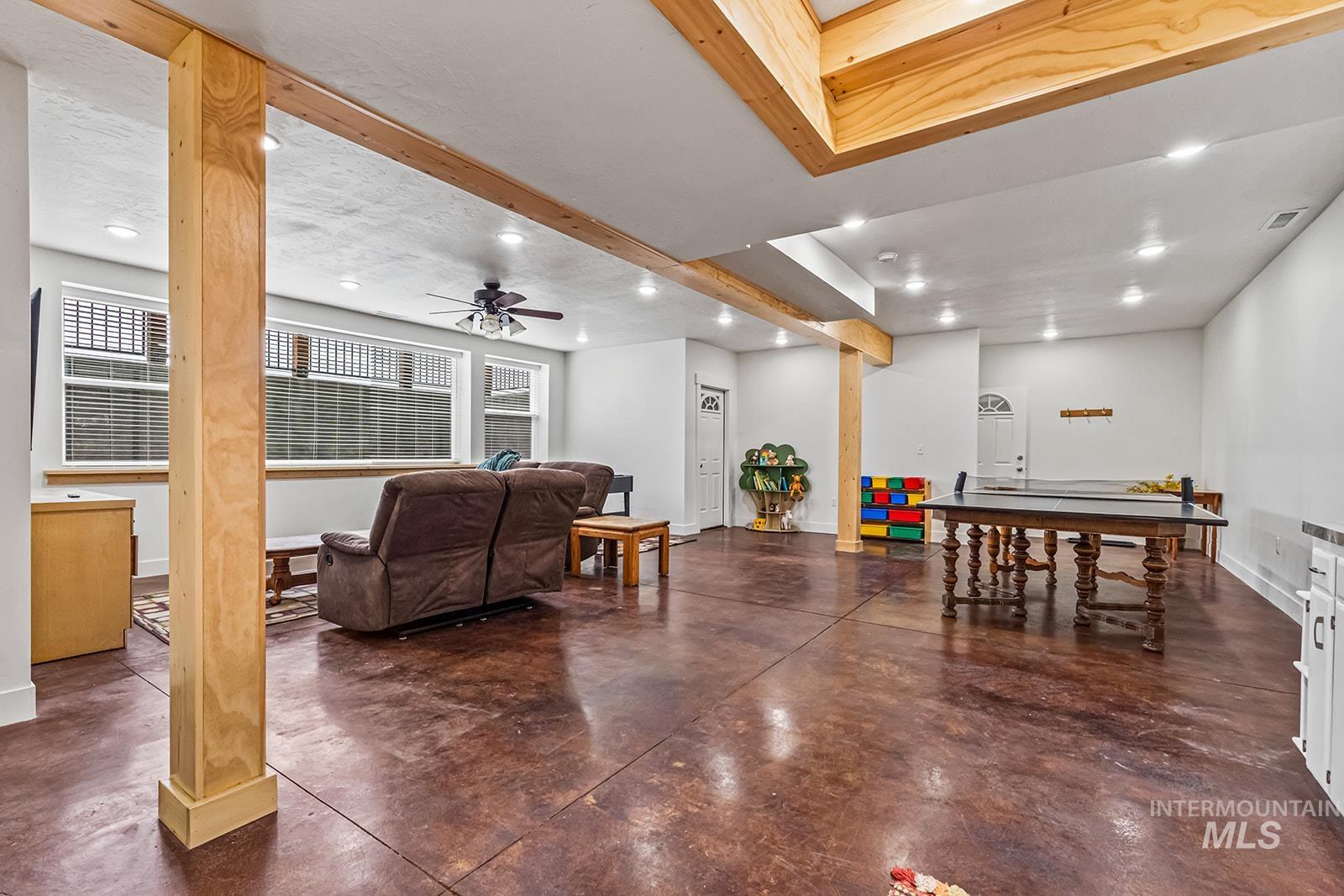 8481 Big Foot Rd, Melba, Idaho 83641, 4 Bedrooms, 2 Bathrooms, Residential Income For Sale, Price $1,100,000,MLS 98996772