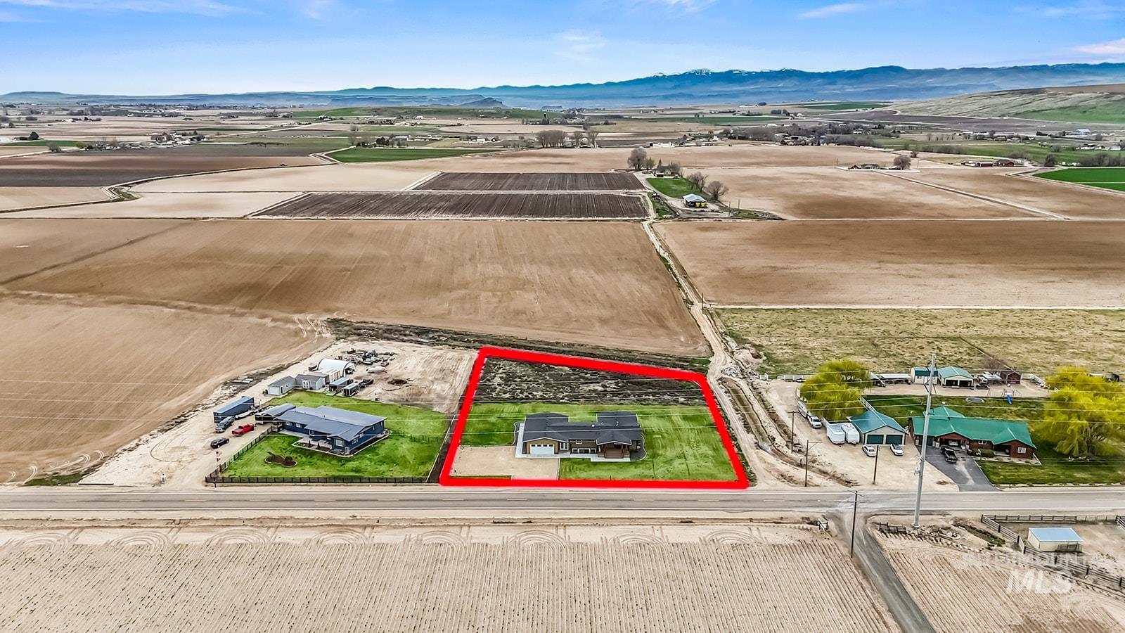 8481 Big Foot Rd, Melba, Idaho 83641, 4 Bedrooms, 2 Bathrooms, Residential Income For Sale, Price $1,100,000,MLS 98996772