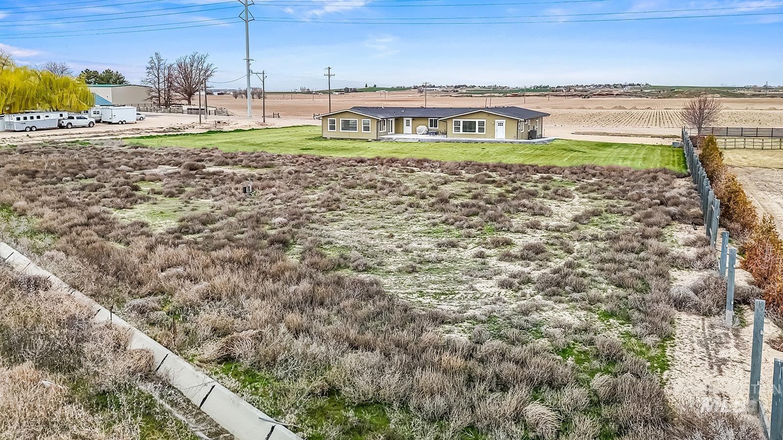 8481 Big Foot Rd, Melba, Idaho 83641, 4 Bedrooms, 2 Bathrooms, Residential Income For Sale, Price $1,100,000,MLS 98996772
