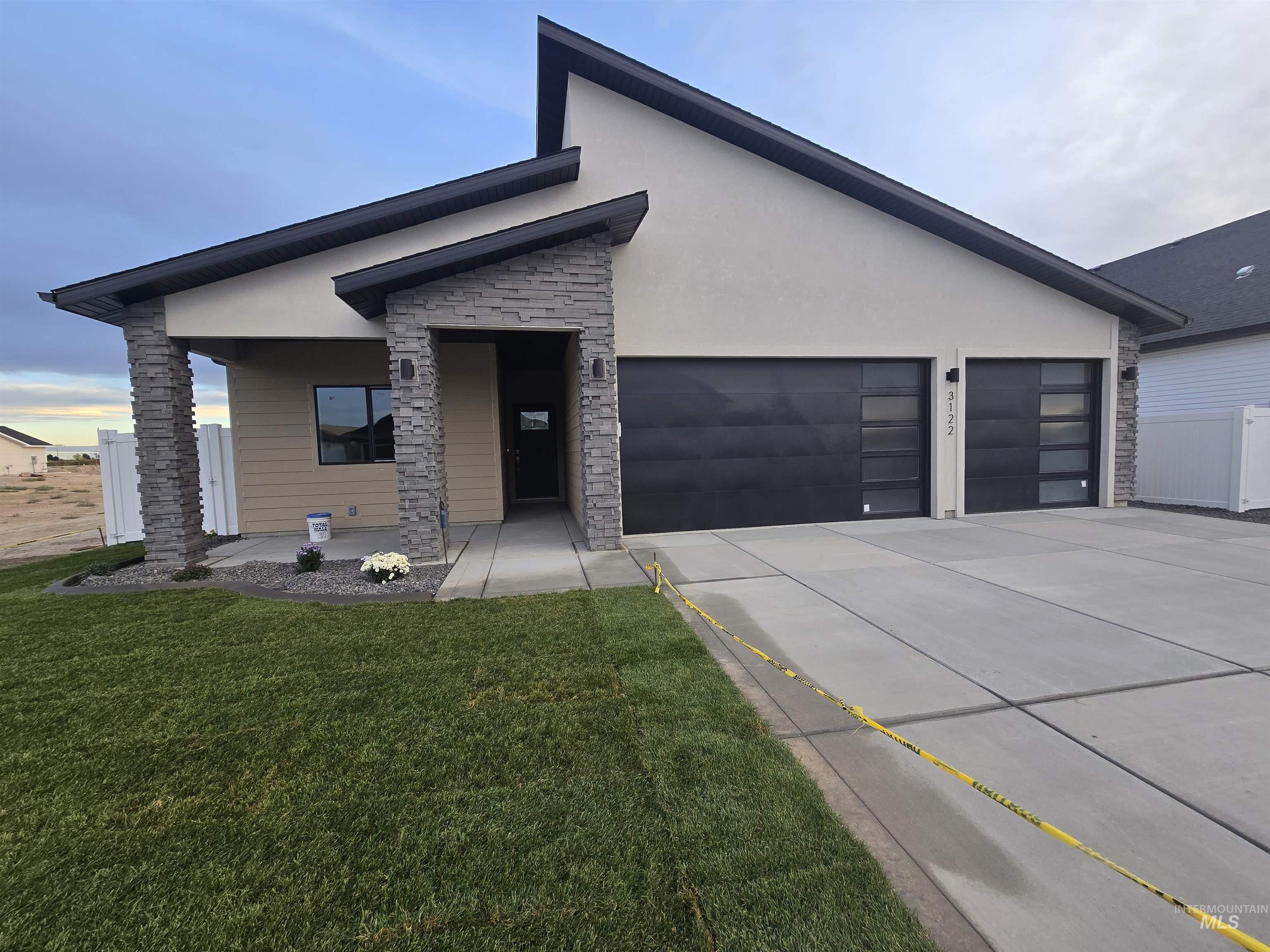 3122 Orion Ave, Twin Falls, Idaho 83301, 3 Bedrooms, 2 Bathrooms, Residential For Sale, Price $435,000,MLS 98996784