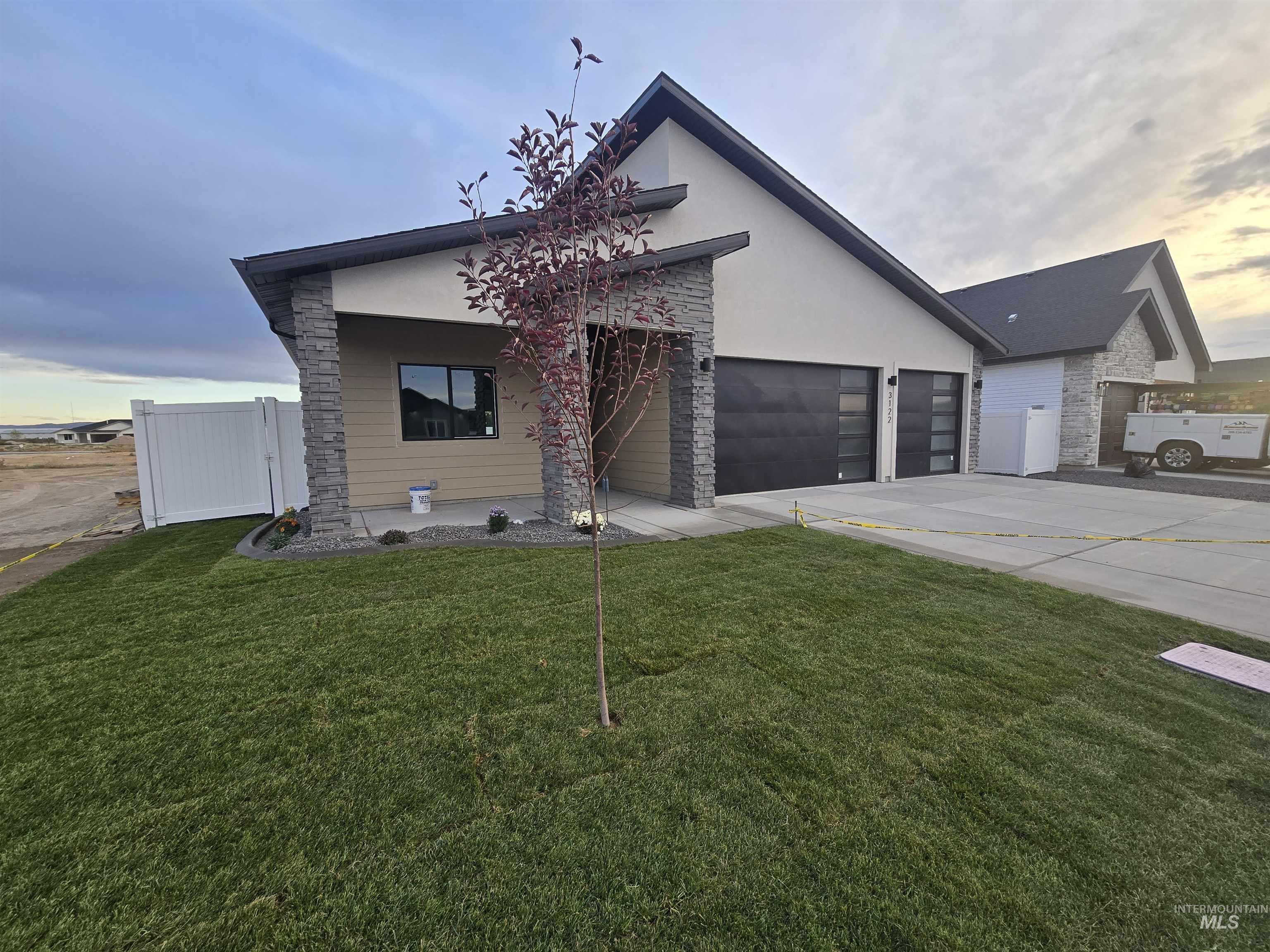 3122 Orion Ave, Twin Falls, Idaho 83301, 3 Bedrooms, 2 Bathrooms, Residential For Sale, Price $435,000,MLS 98996784