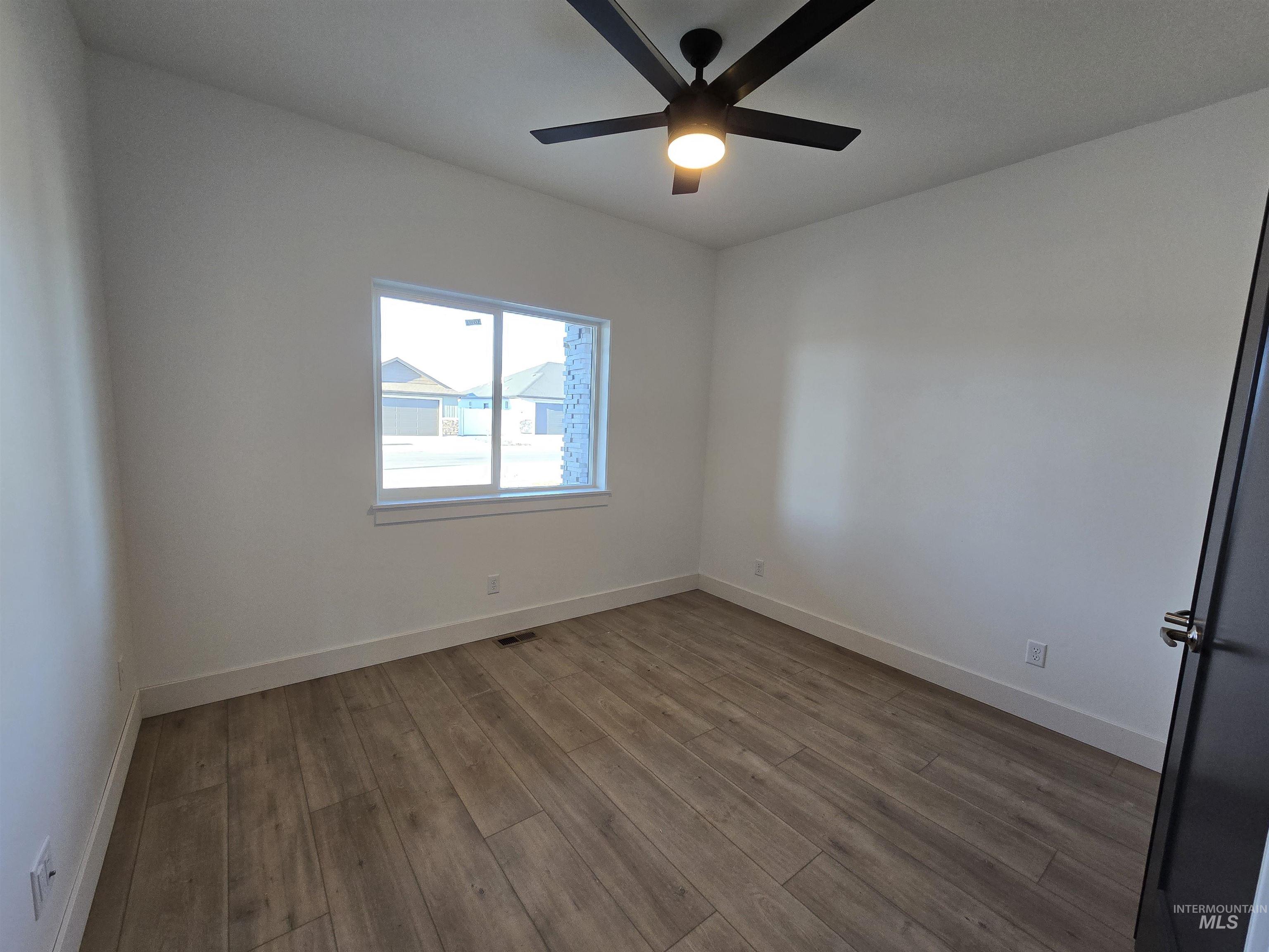 3122 Orion Ave, Twin Falls, Idaho 83301, 3 Bedrooms, 2 Bathrooms, Residential For Sale, Price $435,000,MLS 98996784