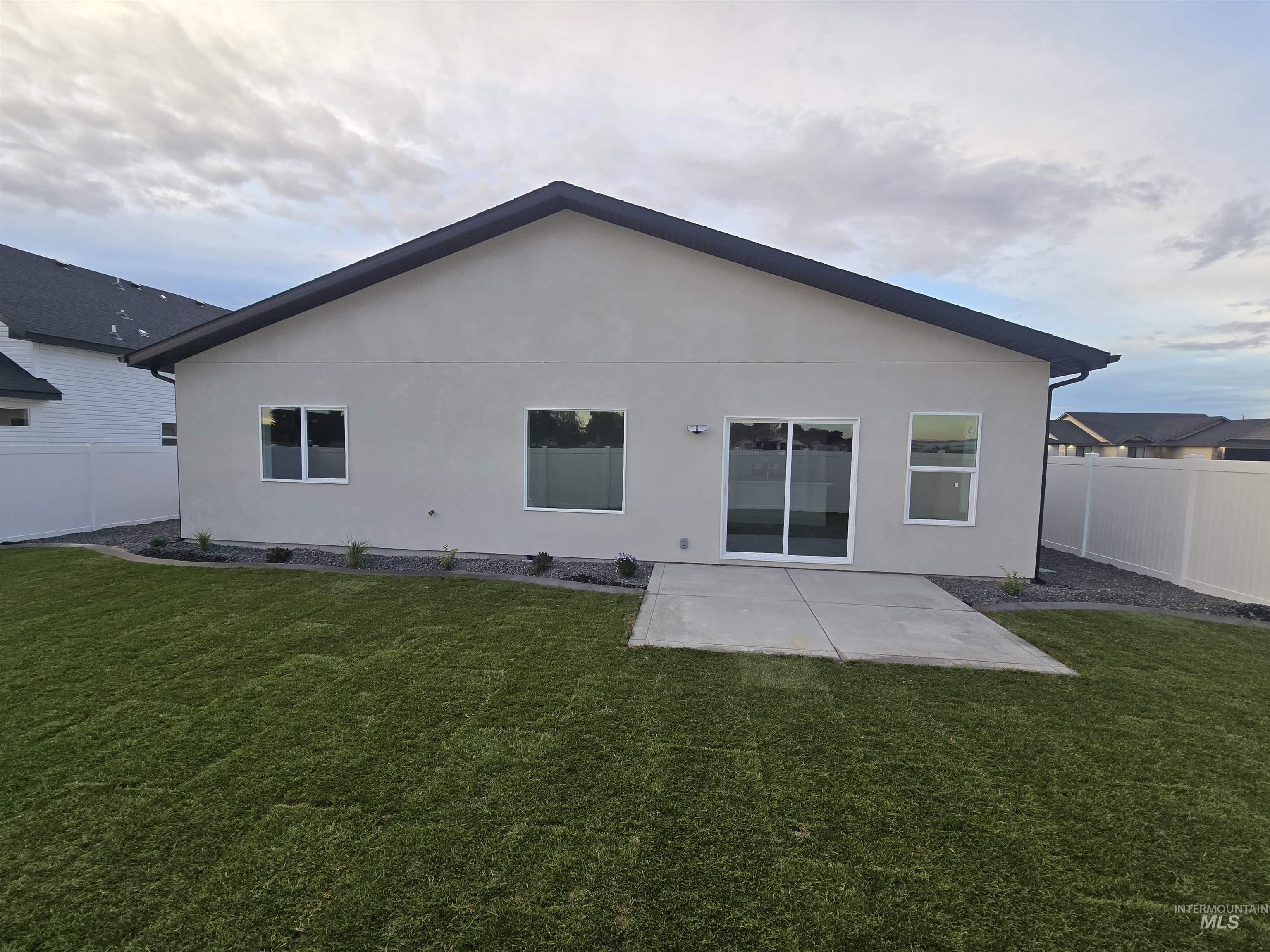 3122 Orion Ave, Twin Falls, Idaho 83301, 3 Bedrooms, 2 Bathrooms, Residential For Sale, Price $435,000,MLS 98996784