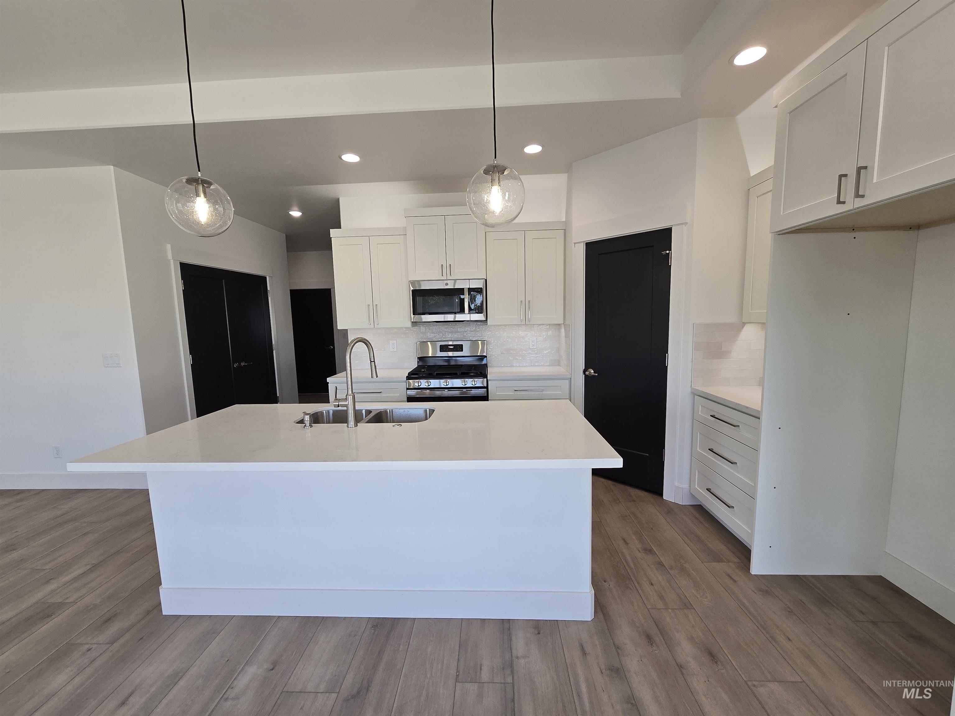 3122 Orion Ave, Twin Falls, Idaho 83301, 3 Bedrooms, 2 Bathrooms, Residential For Sale, Price $435,000,MLS 98996784