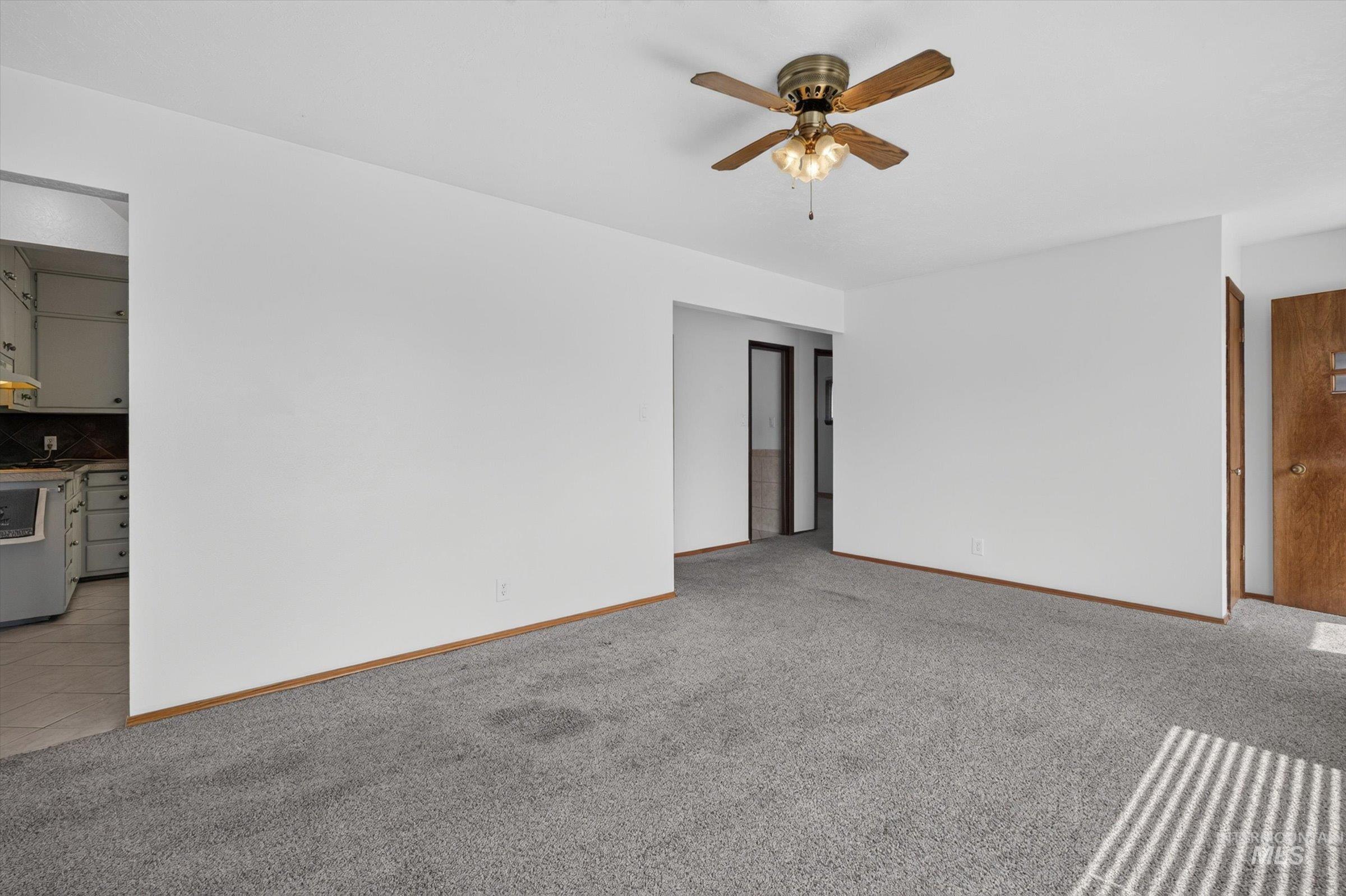 1119 Meadowbrook Ln, Pocatello, Idaho 83201, 3 Bedrooms, 2 Bathrooms, Residential For Sale, Price $389,900,MLS 98996789