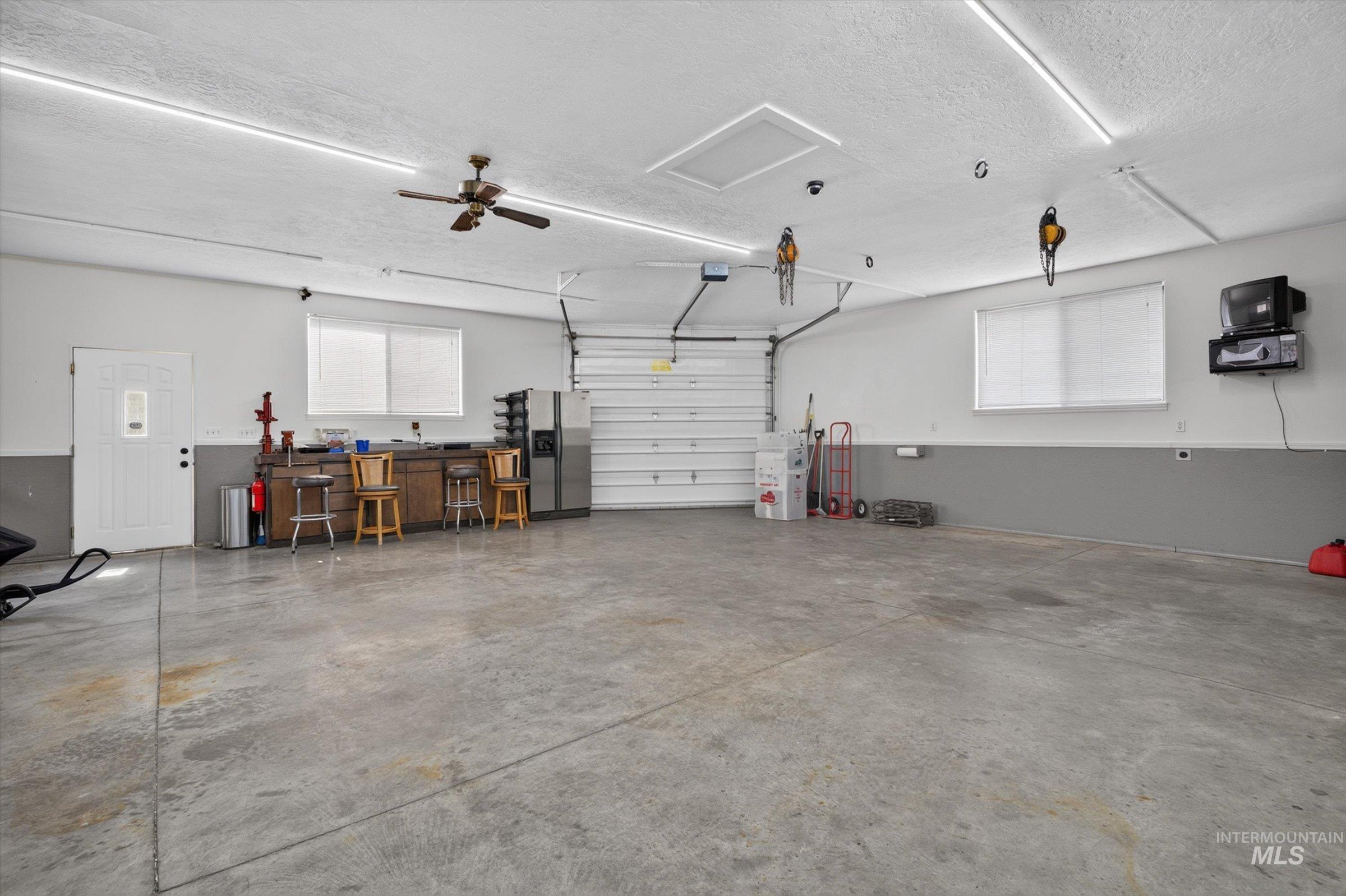 1119 Meadowbrook Ln, Pocatello, Idaho 83201, 3 Bedrooms, 2 Bathrooms, Residential For Sale, Price $389,900,MLS 98996789