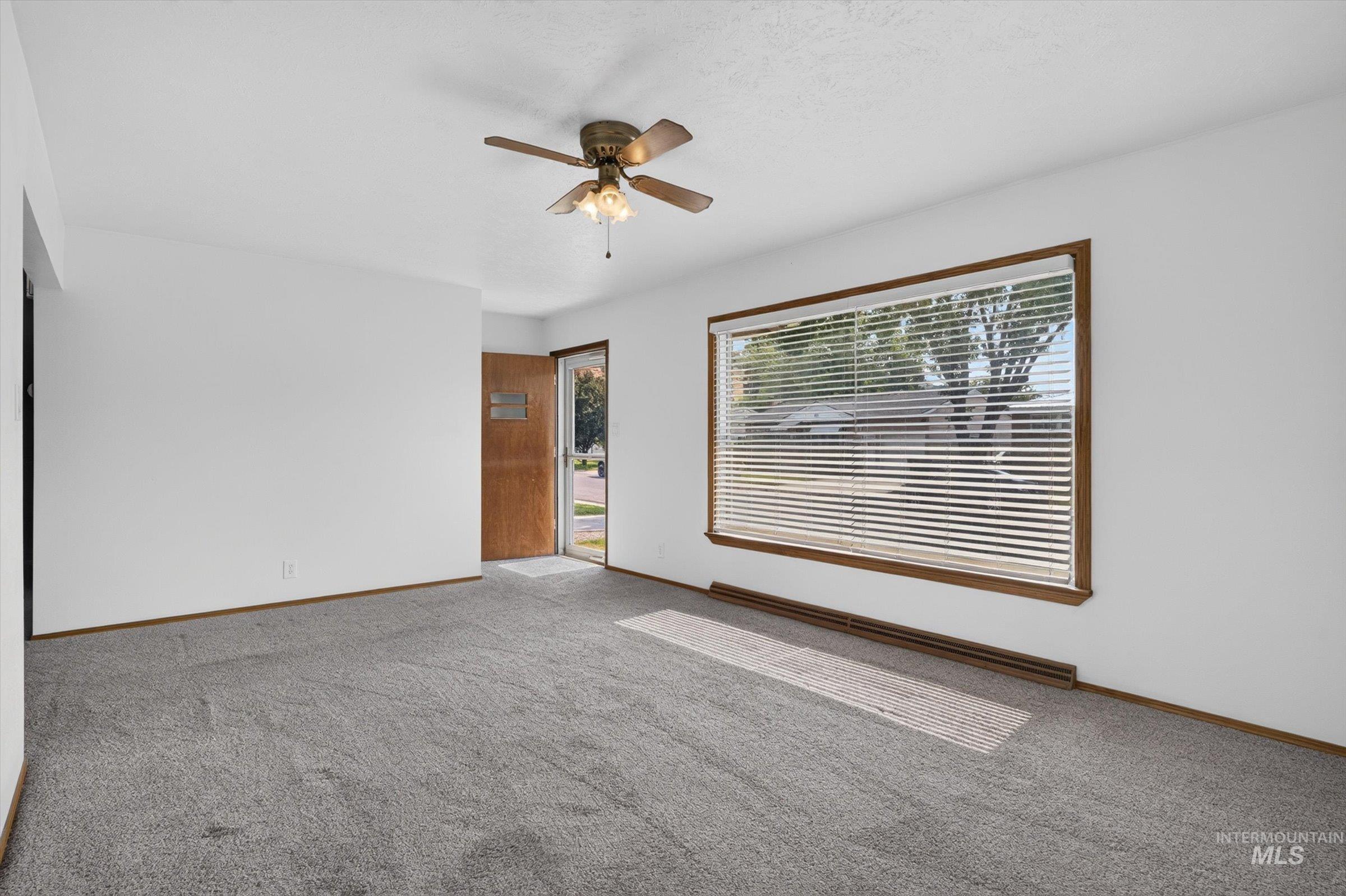 1119 Meadowbrook Ln, Pocatello, Idaho 83201, 3 Bedrooms, 2 Bathrooms, Residential For Sale, Price $389,900,MLS 98996789