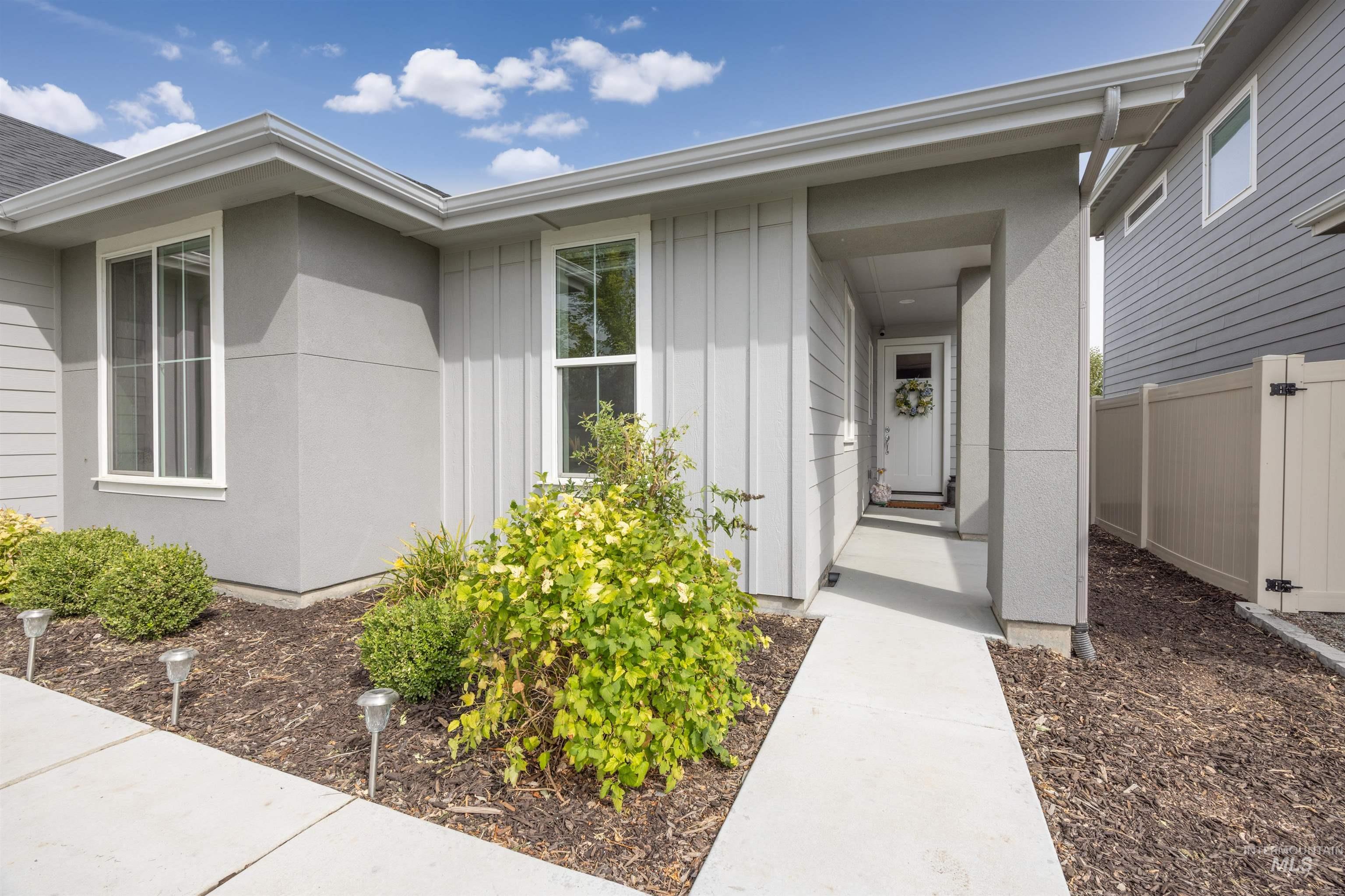 11956 W Piazza St, Nampa, Idaho 83686, 3 Bedrooms, 2 Bathrooms, Residential For Sale, Price $429,900,MLS 98996798