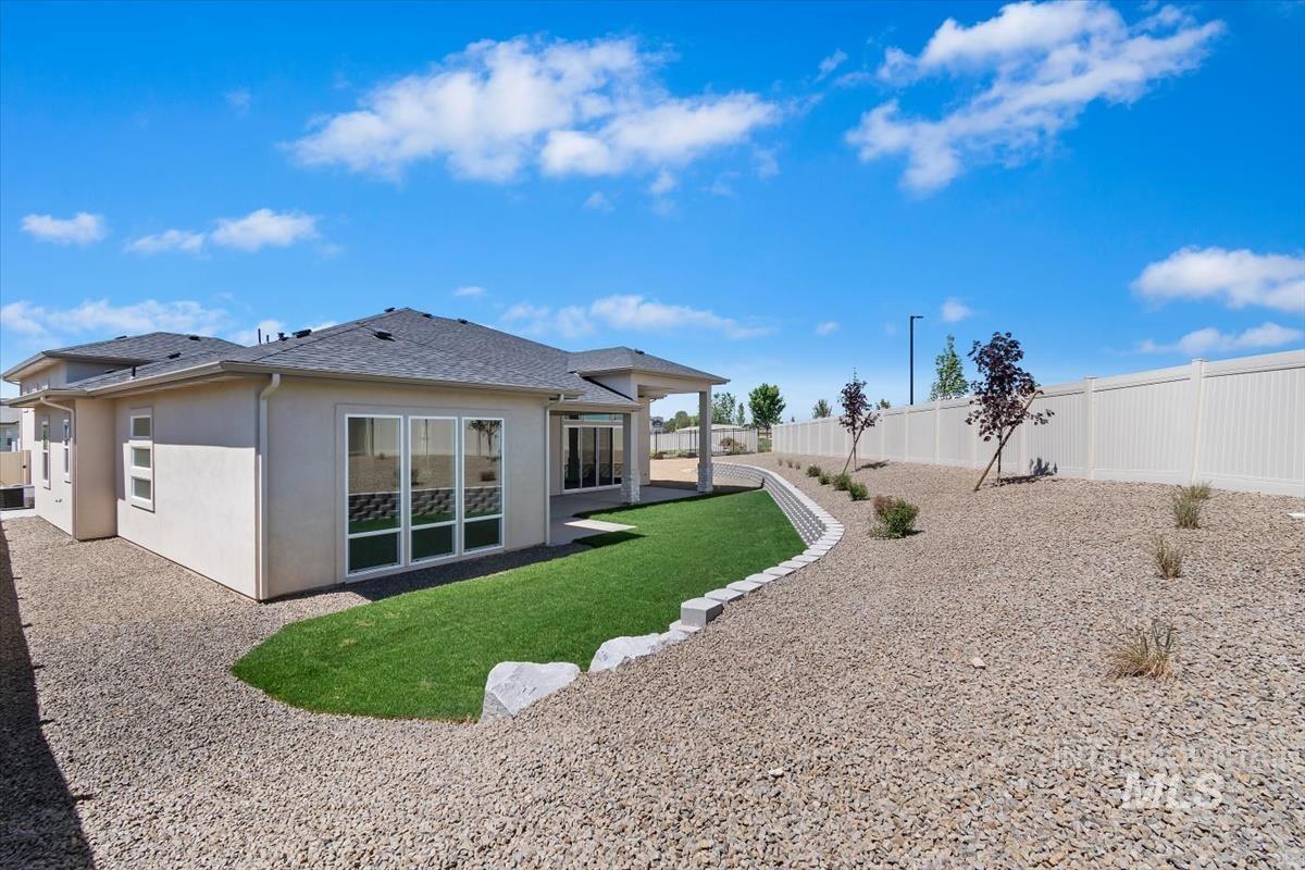 9542 S Green Cottage Ave, Kuna, Idaho 83634, 3 Bedrooms, 2.5 Bathrooms, Residential For Sale, Price $896,900, 98996803
