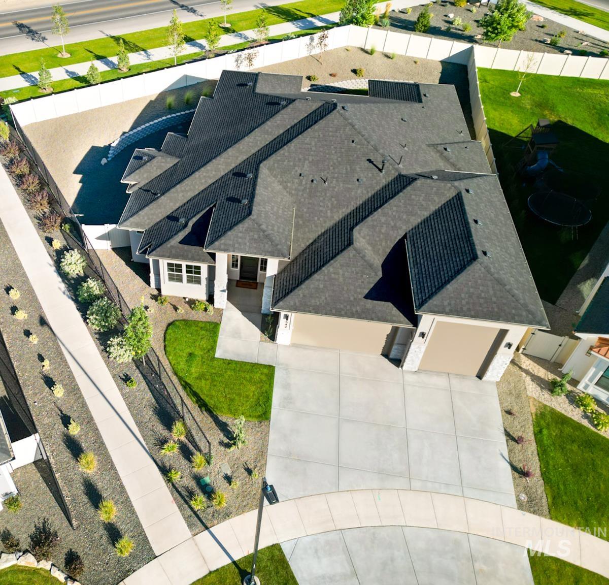 9542 S Green Cottage Ave, Kuna, Idaho 83634, 3 Bedrooms, 2.5 Bathrooms, Residential For Sale, Price $896,900, 98996803