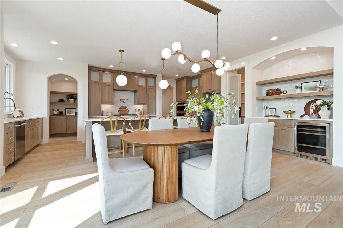 9542 S Green Cottage Ave, Kuna, Idaho 83634, 3 Bedrooms, 2.5 Bathrooms, Residential For Sale, Price $896,900, 98996803