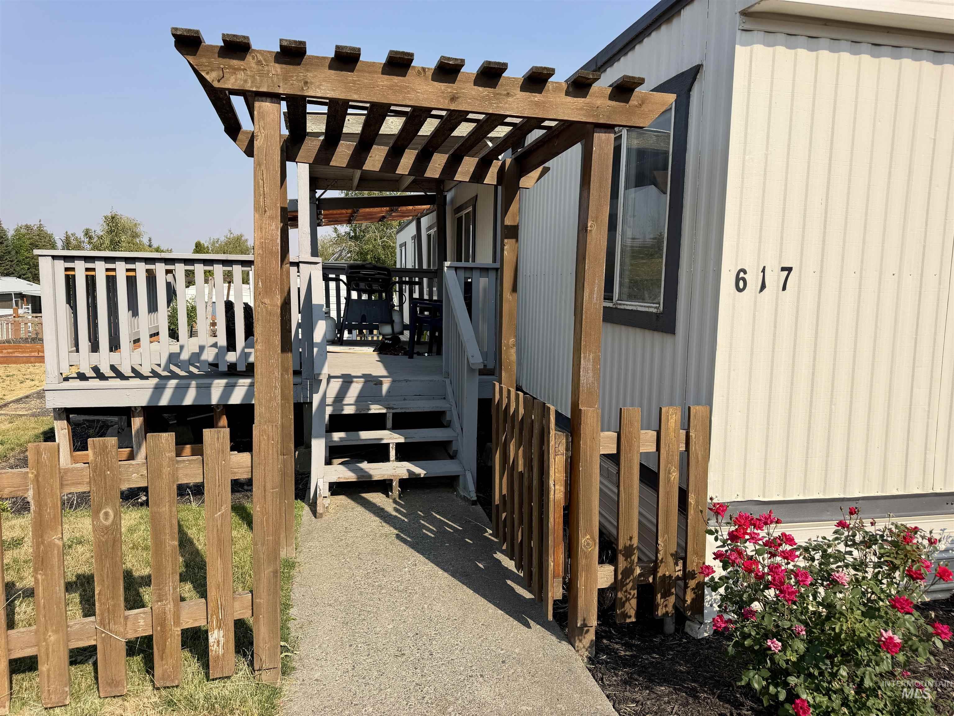 411 N Almon, Moscow, Idaho 83843, 2 Bedrooms, 1 Bathroom, Residential For Sale, Price $51,250, 98996808
