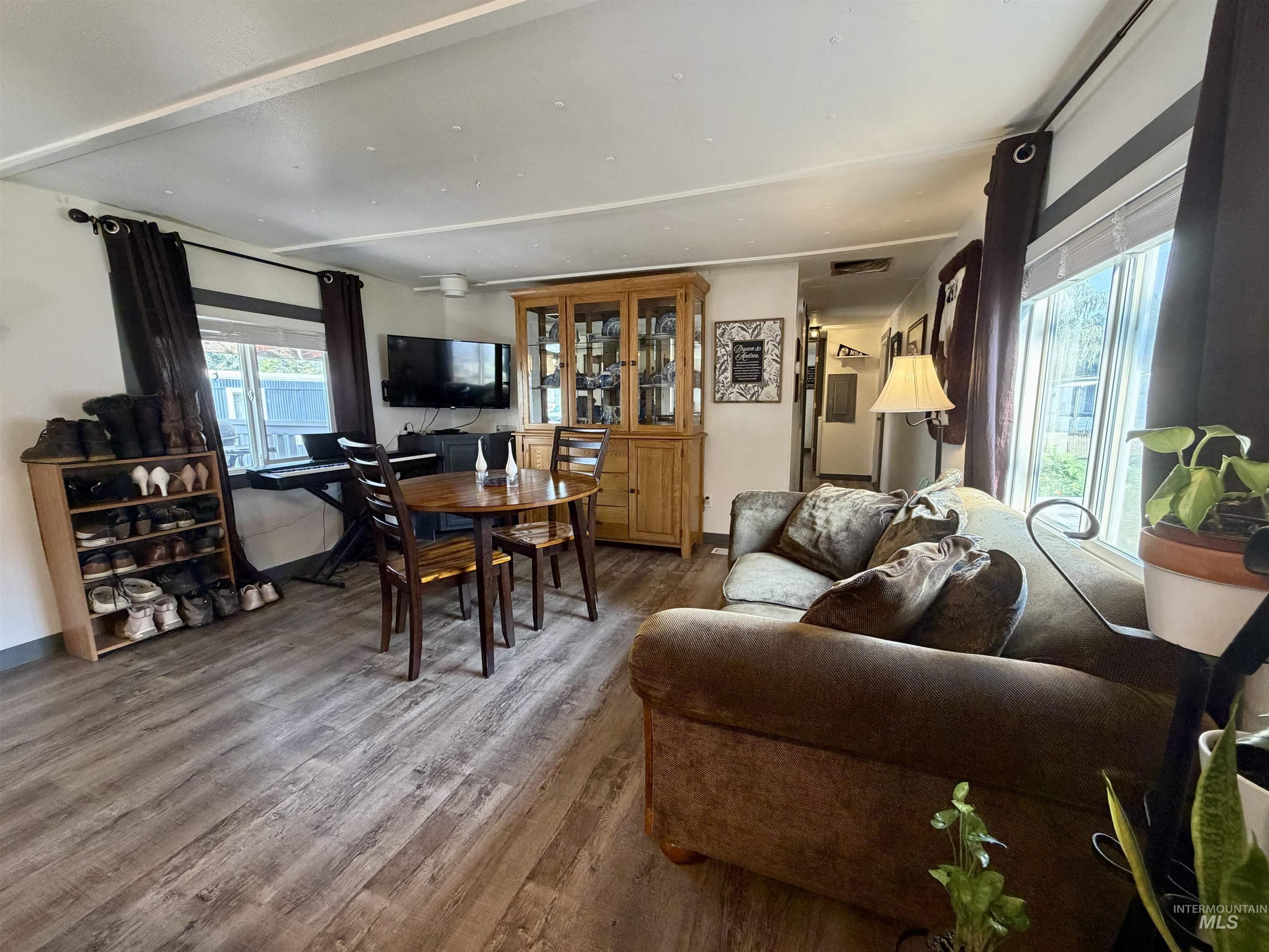 411 N Almon, Moscow, Idaho 83843, 2 Bedrooms, 1 Bathroom, Residential For Sale, Price $51,250, 98996808