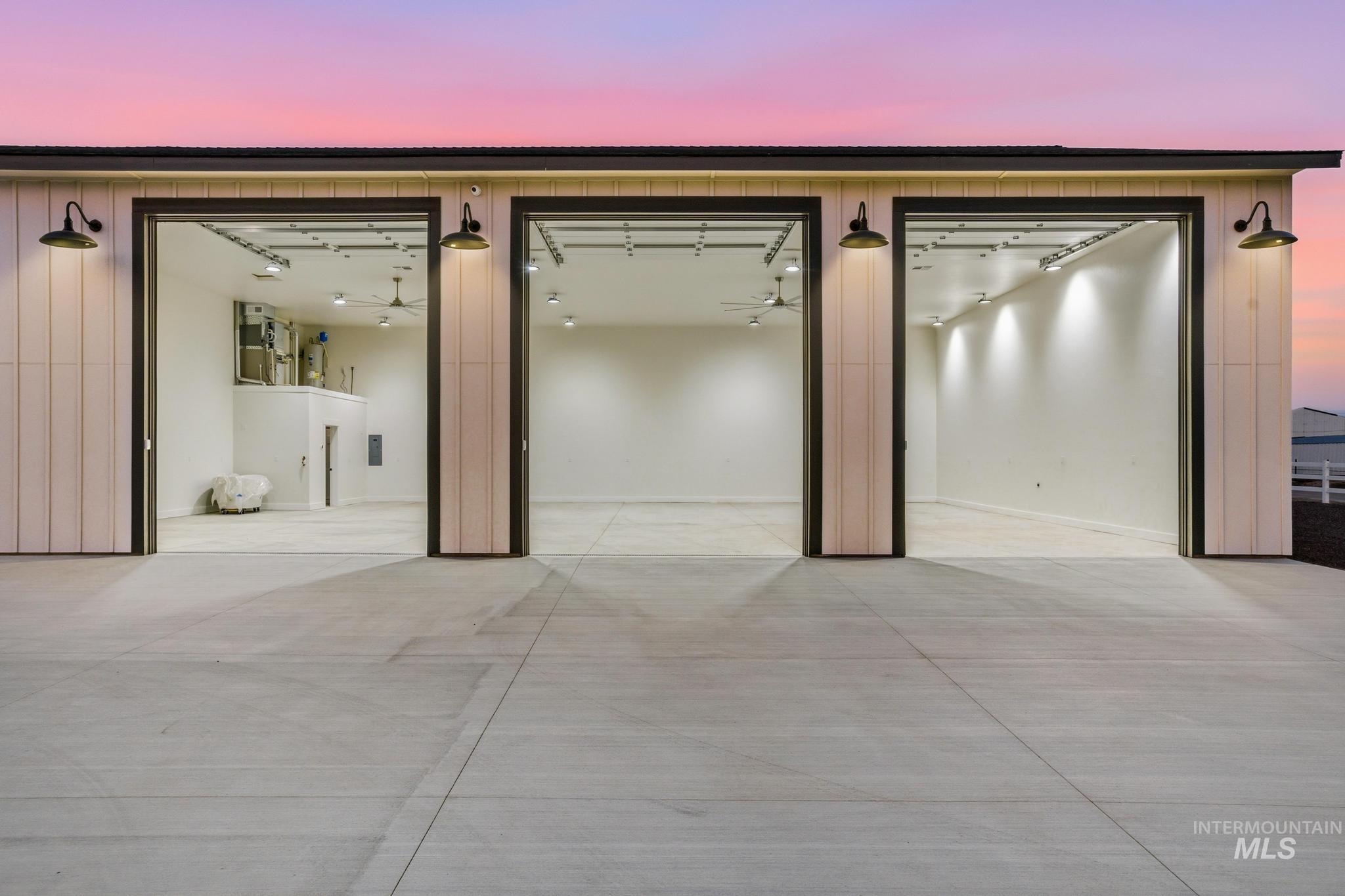 7720 E Windmill Ranch Ln, Nampa, Idaho 83687, 3 Bedrooms, 4.5 Bathrooms, Residential For Sale, Price $1,849,990, 98996813