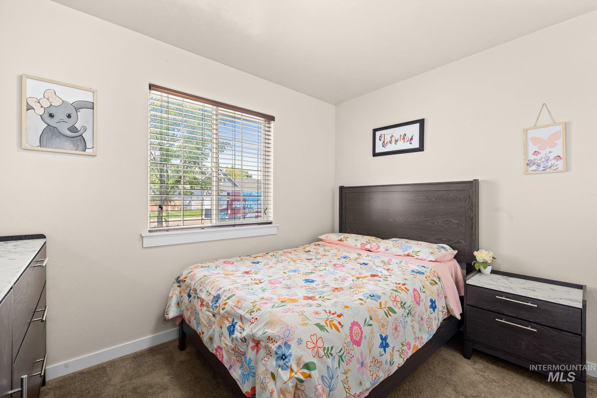 11863 Edgemoor St, Caldwell, Idaho 83605, 3 Bedrooms, 2 Bathrooms, Residential For Sale, Price $369,900,MLS 98996823