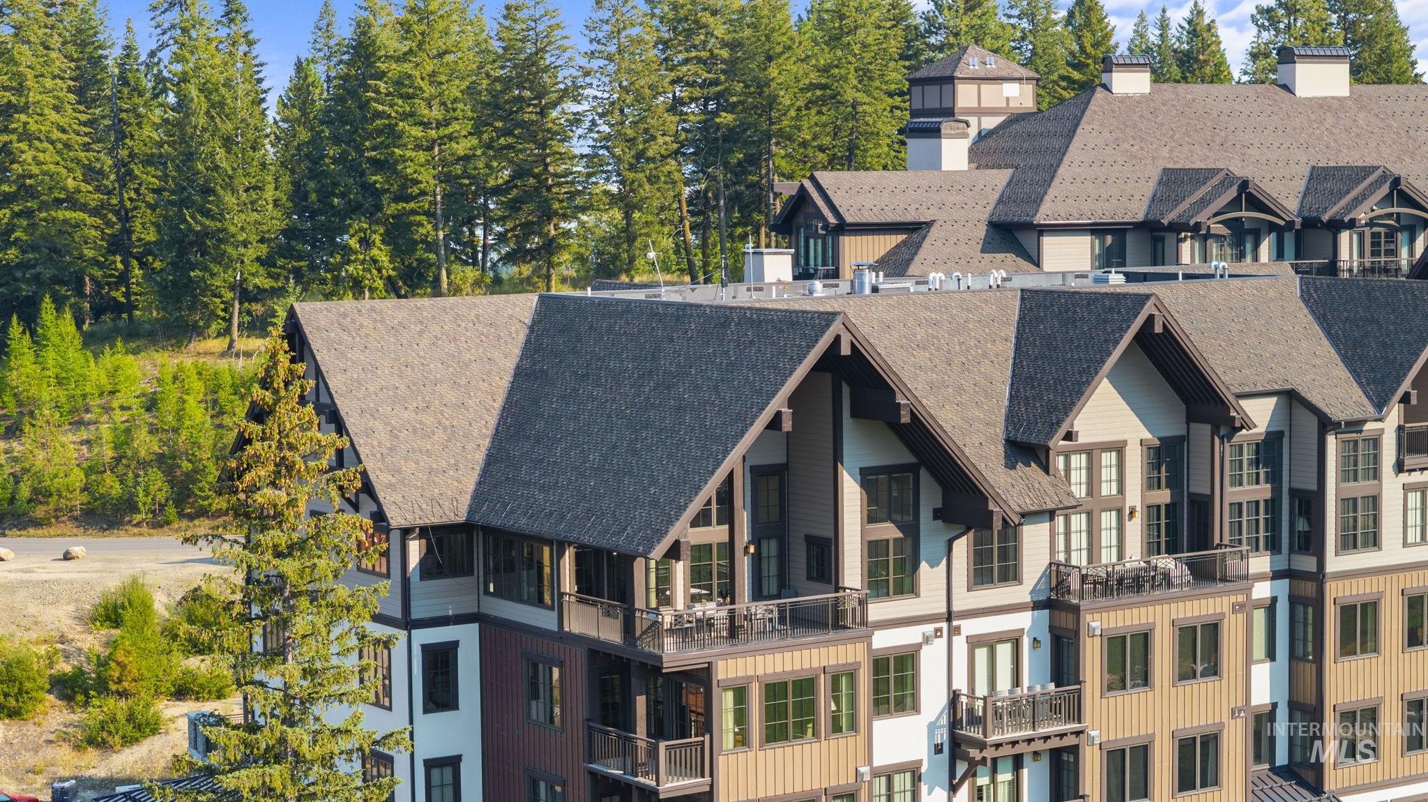 700 Village Dr., Donnelly, Idaho 83615, 3 Bedrooms, 3.5 Bathrooms, Residential For Sale, Price $2,995,000, 98996827