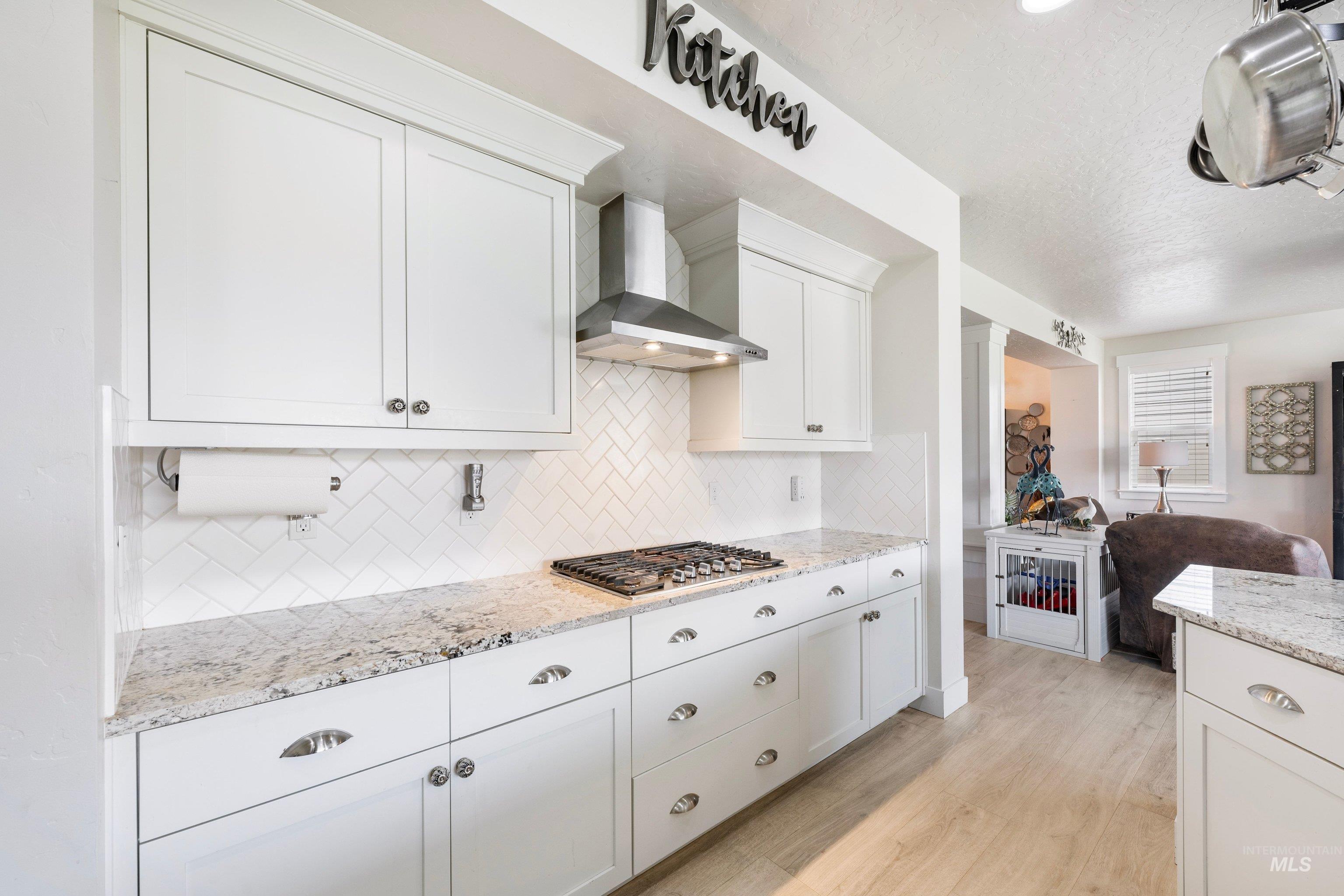 2095 N Windmill Way, Kuna, Idaho 83642, 3 Bedrooms, 3 Bathrooms, Residential For Sale, Price $599,700,MLS 98996828