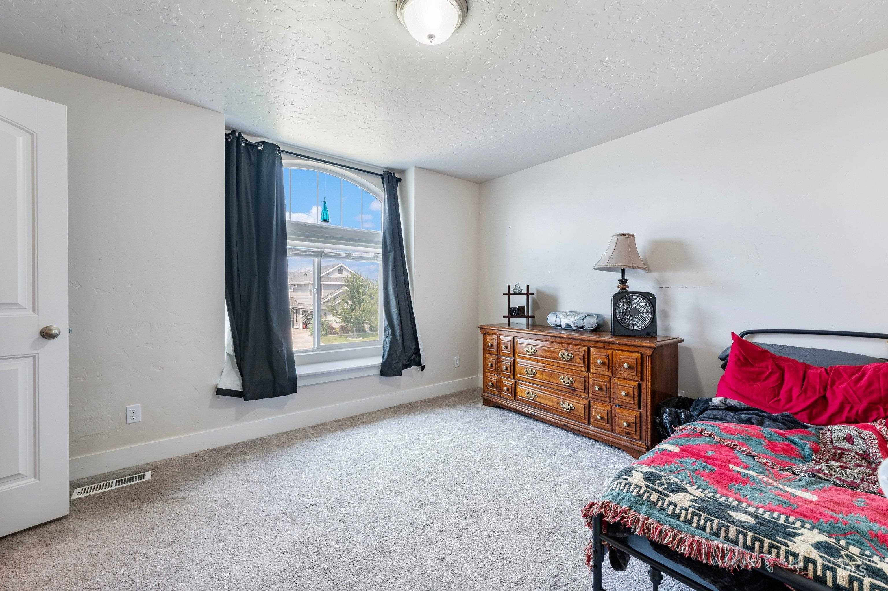 2095 N Windmill Way, Kuna, Idaho 83642, 3 Bedrooms, 3 Bathrooms, Residential For Sale, Price $599,700,MLS 98996828