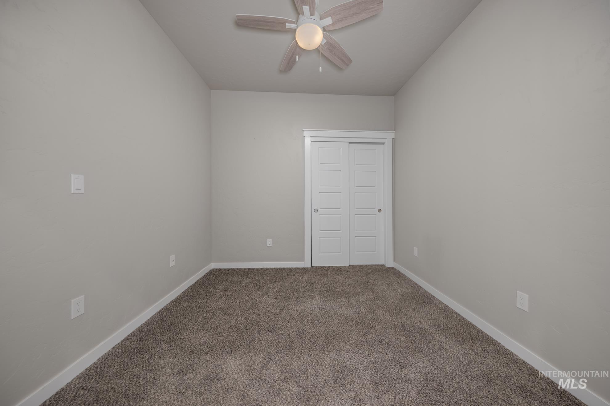 115 Grizzly Drive, Fruitland, Idaho 83619, 3 Bedrooms, 2.5 Bathrooms, Residential For Sale, Price $484,000,MLS 98996829
