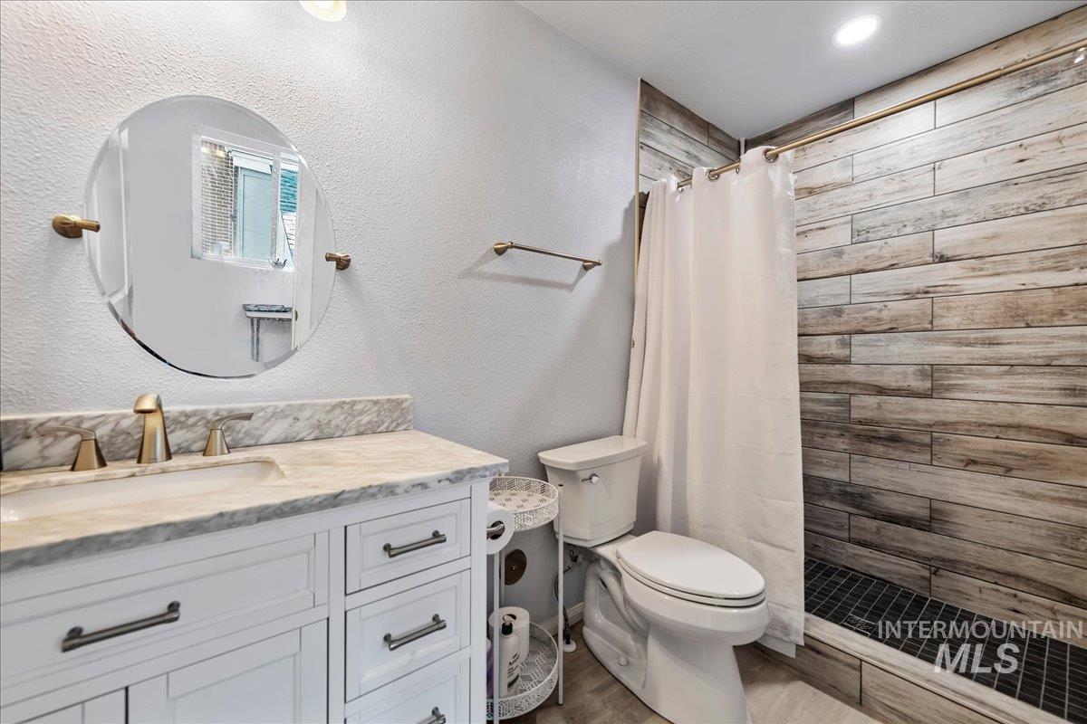 1341 N Mitchell, Boise, Idaho 83704, 3 Bedrooms, 2 Bathrooms, Residential For Sale, Price $560,000,MLS 98996832