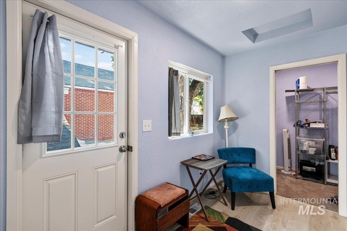 1341 N Mitchell, Boise, Idaho 83704, 3 Bedrooms, 2 Bathrooms, Residential For Sale, Price $560,000,MLS 98996832