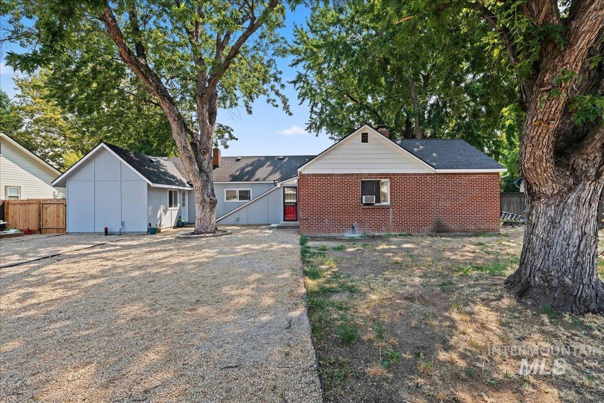 1341 N Mitchell, Boise, Idaho 83704, 3 Bedrooms, 2 Bathrooms, Residential For Sale, Price $560,000,MLS 98996832