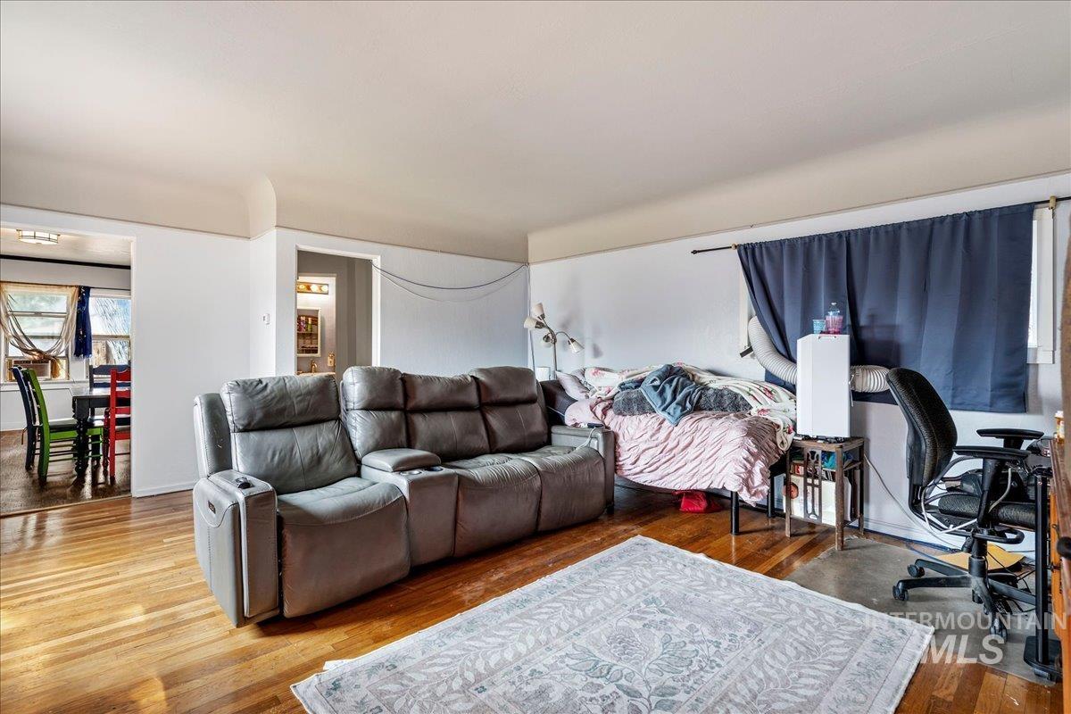 1341 N Mitchell, Boise, Idaho 83704, 3 Bedrooms, 2 Bathrooms, Residential For Sale, Price $560,000,MLS 98996832