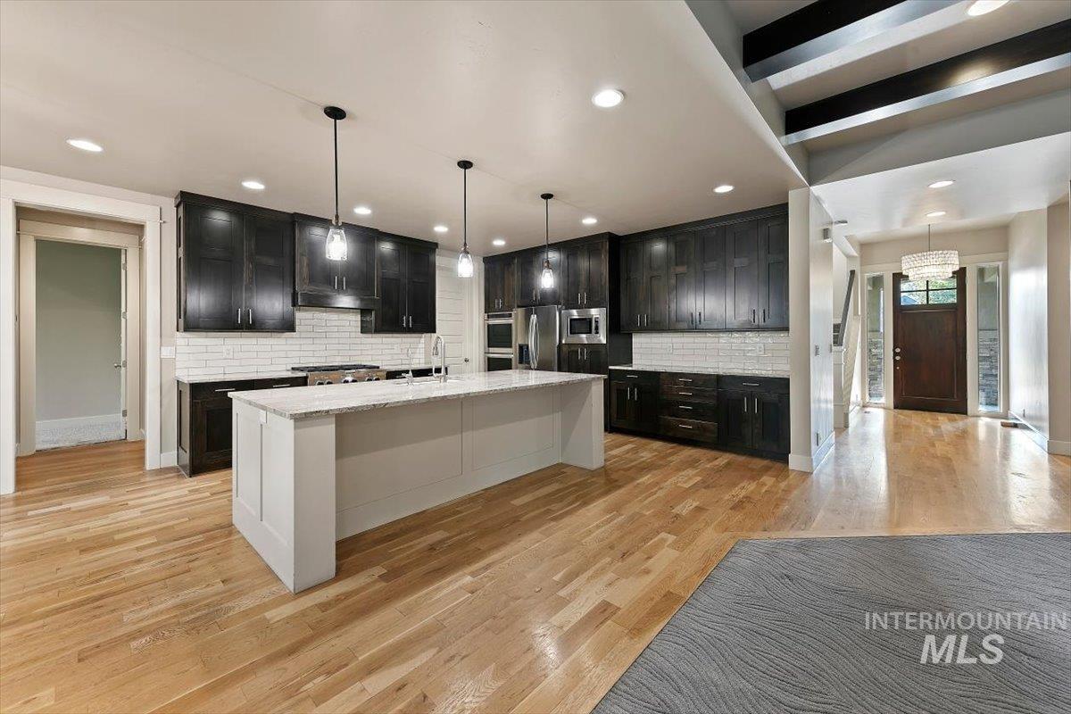 2875 S Brandenberg Ave, Eagle, Idaho 83616, 5 Bedrooms, 4 Bathrooms, Residential For Sale, Price $1,095,000,MLS 98996833