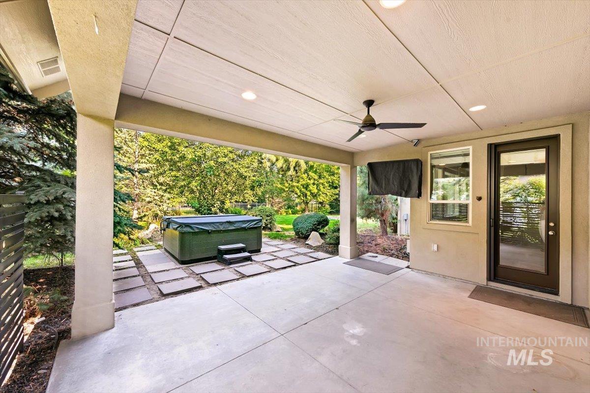2875 S Brandenberg Ave, Eagle, Idaho 83616, 5 Bedrooms, 4 Bathrooms, Residential For Sale, Price $1,095,000,MLS 98996833