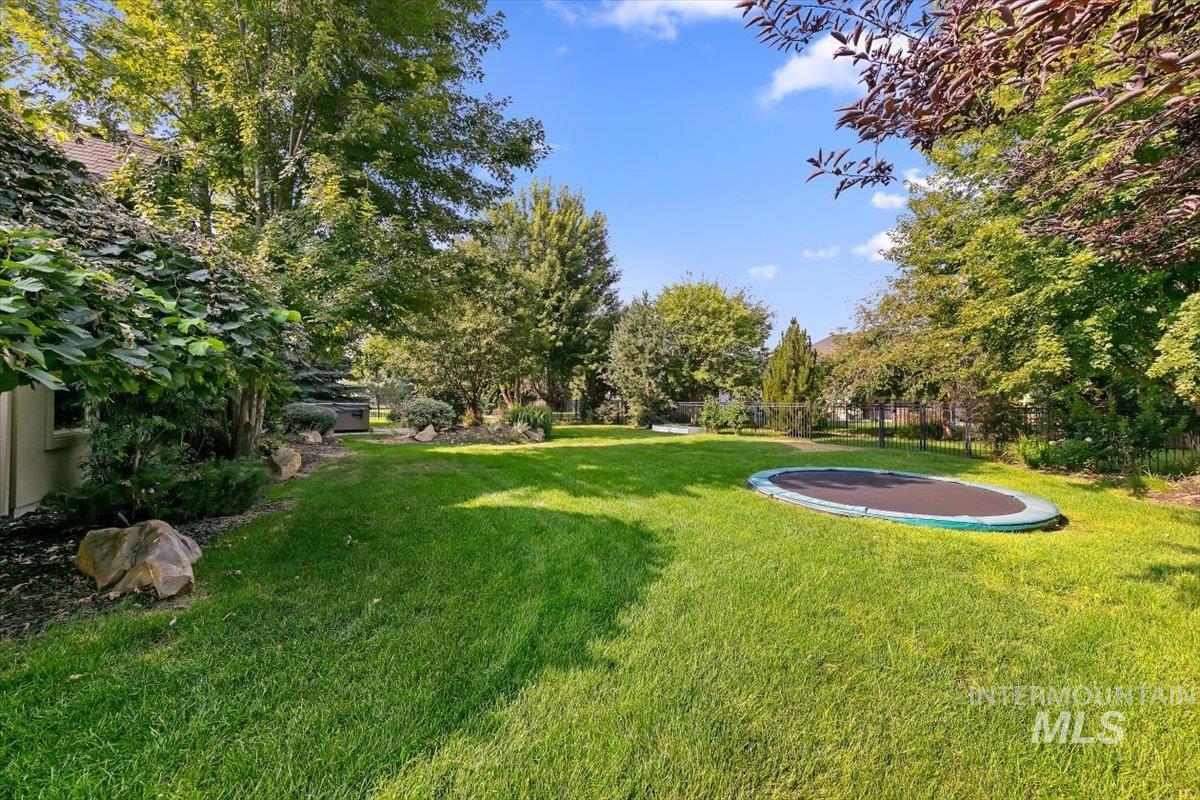 2875 S Brandenberg Ave, Eagle, Idaho 83616, 5 Bedrooms, 4 Bathrooms, Residential For Sale, Price $1,095,000,MLS 98996833