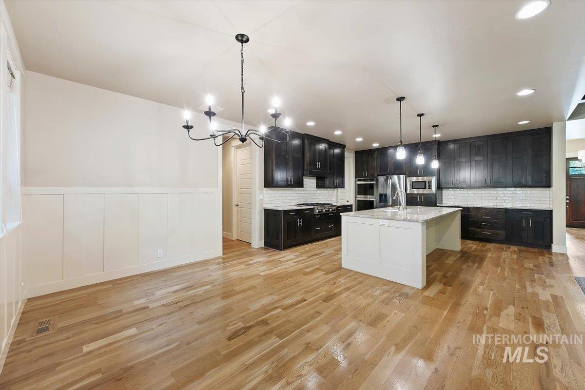 2875 S Brandenberg Ave, Eagle, Idaho 83616, 5 Bedrooms, 4 Bathrooms, Residential For Sale, Price $1,095,000,MLS 98996833