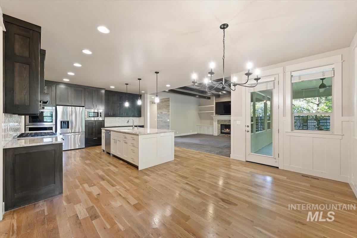2875 S Brandenberg Ave, Eagle, Idaho 83616, 5 Bedrooms, 4 Bathrooms, Residential For Sale, Price $1,095,000,MLS 98996833