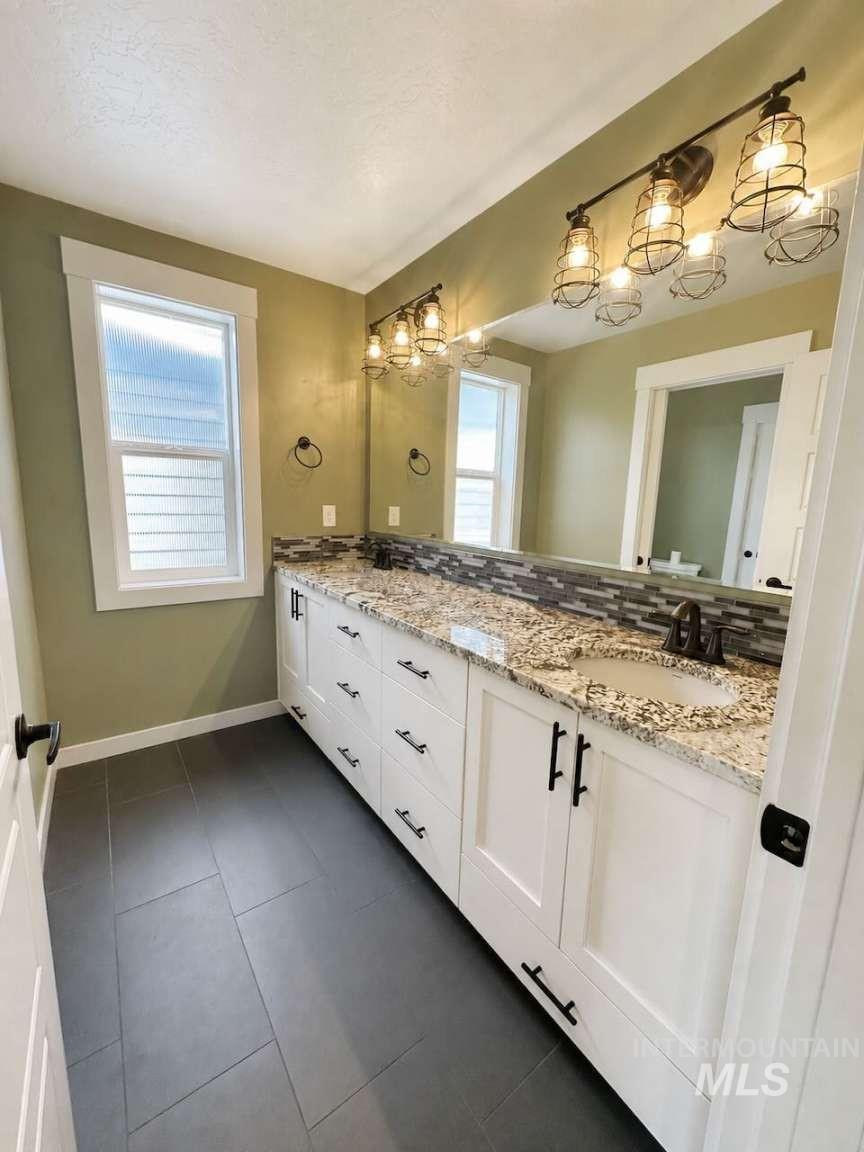 1634 S Oakland Ave, Boise, Idaho 83706, 4 Bedrooms, 3 Bathrooms, Residential For Sale, Price $779,000,MLS 98996835