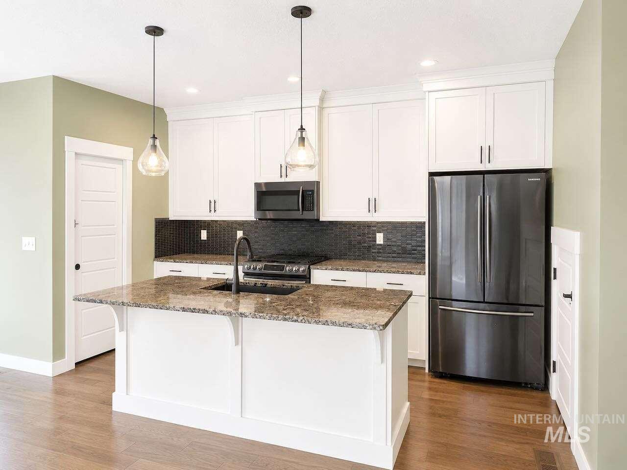 1634 S Oakland Ave, Boise, Idaho 83706, 4 Bedrooms, 3 Bathrooms, Residential For Sale, Price $779,000,MLS 98996835