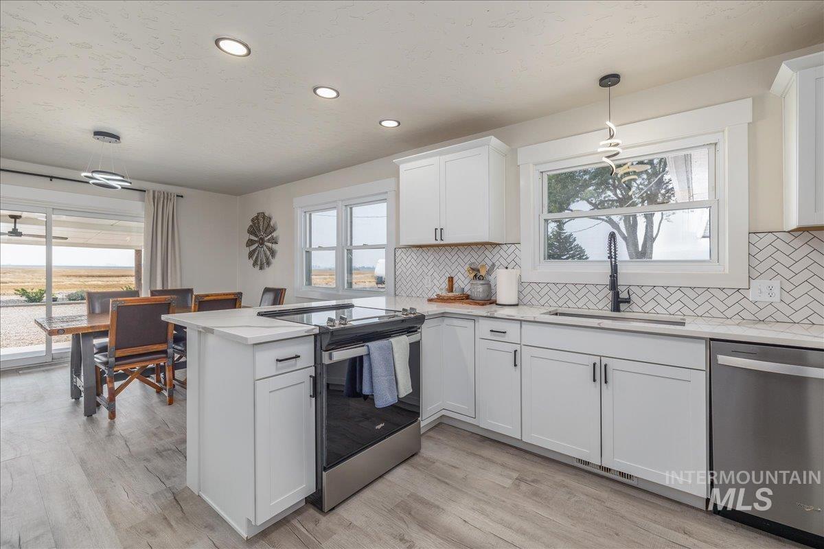 23011 Allendale Rd, Wilder, Idaho 83676, 5 Bedrooms, 3 Bathrooms, Residential For Sale, Price $875,000,MLS 98996836
