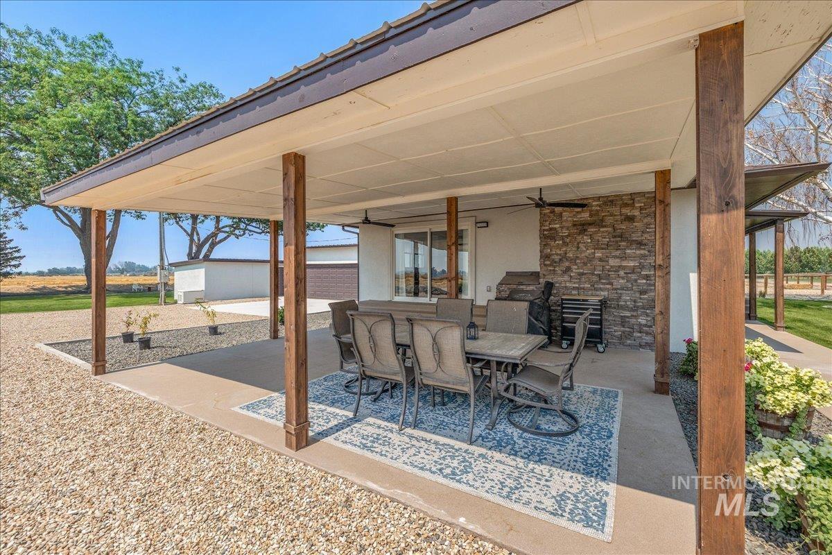 23011 Allendale Rd, Wilder, Idaho 83676, 5 Bedrooms, 3 Bathrooms, Residential For Sale, Price $875,000,MLS 98996836