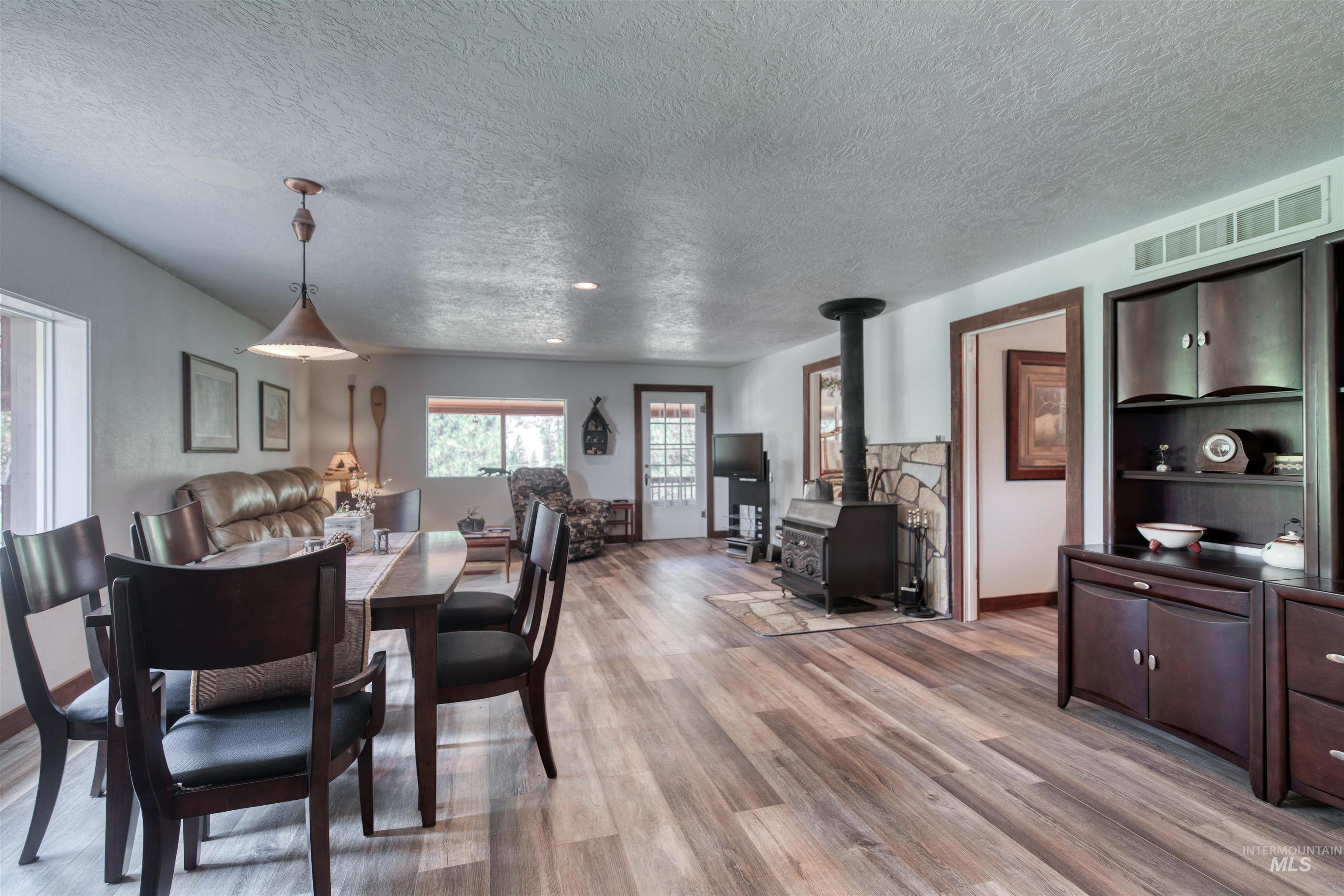 3079 HWY 21, Idaho City, Idaho 83716, 3 Bedrooms, 2 Bathrooms, Residential For Sale, Price $1,189,000,MLS 98996837